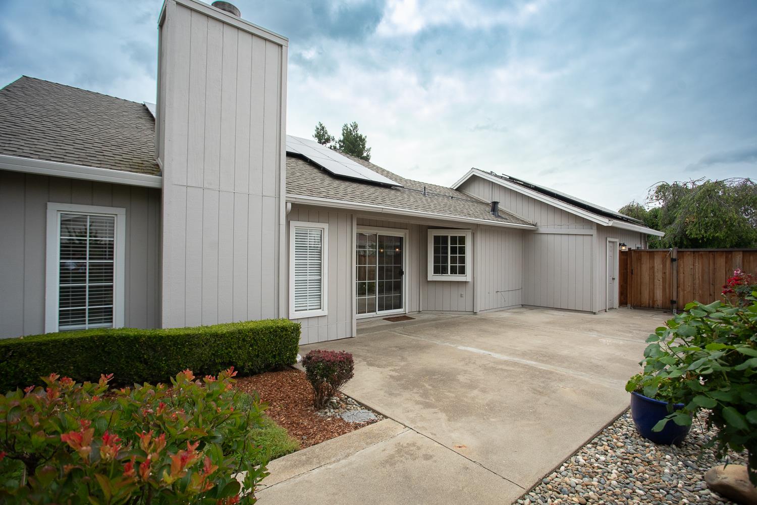 1977 Sofia Drive