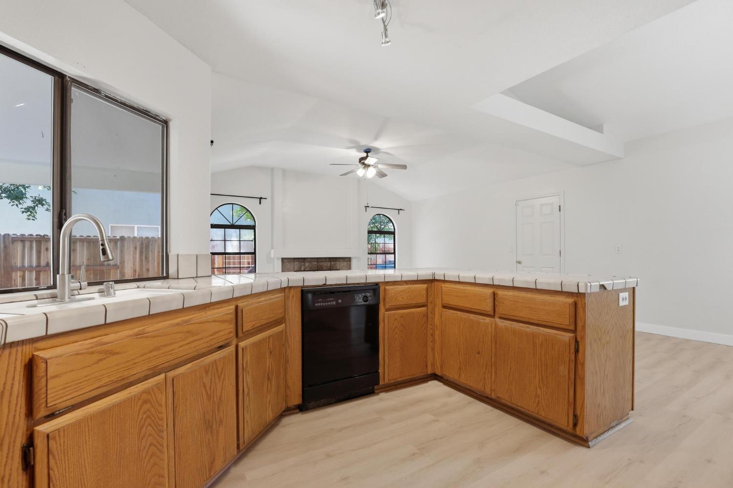 1306 Tradewind Drive