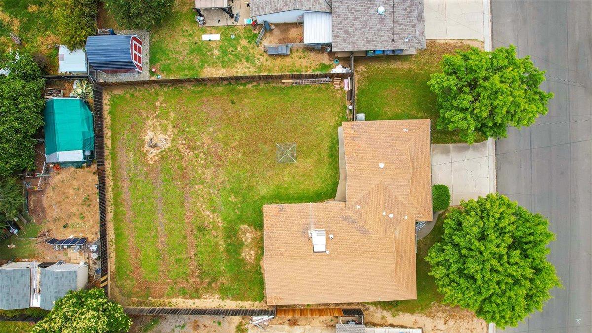 1328 Crest Drive