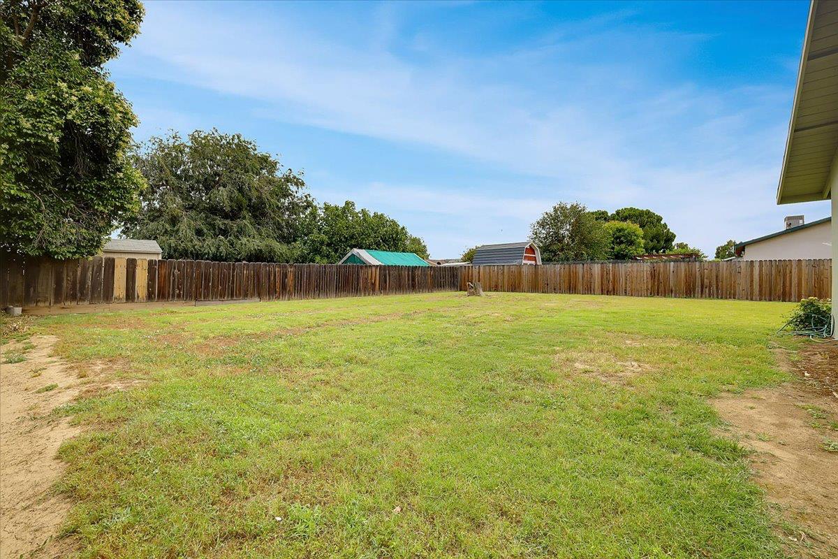 1328 Crest Drive