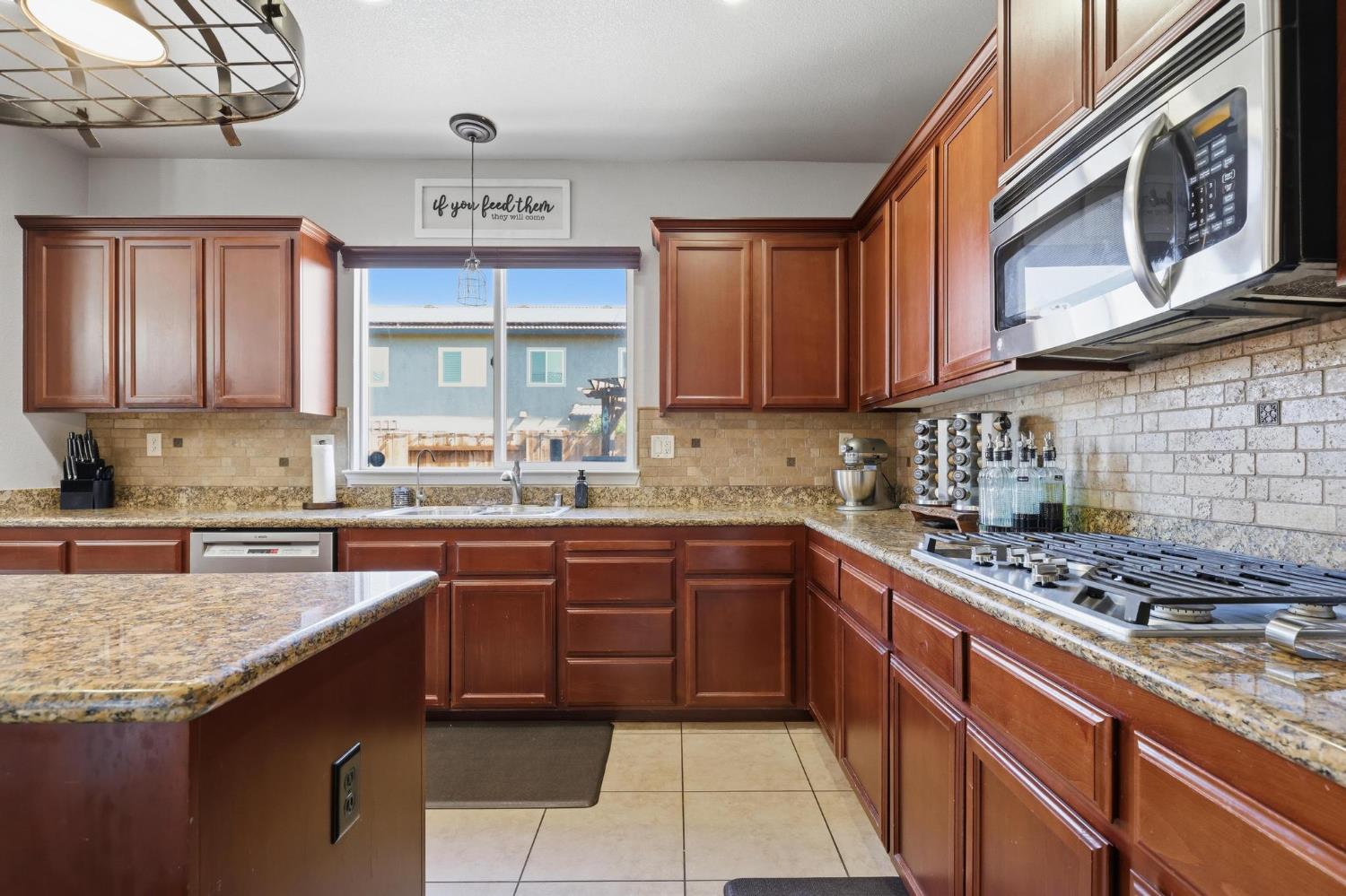 1021 Tres Picos Drive