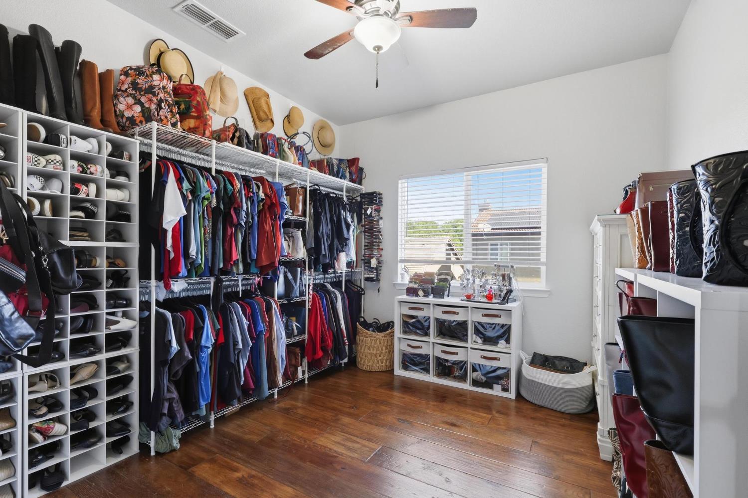 1021 Tres Picos Drive