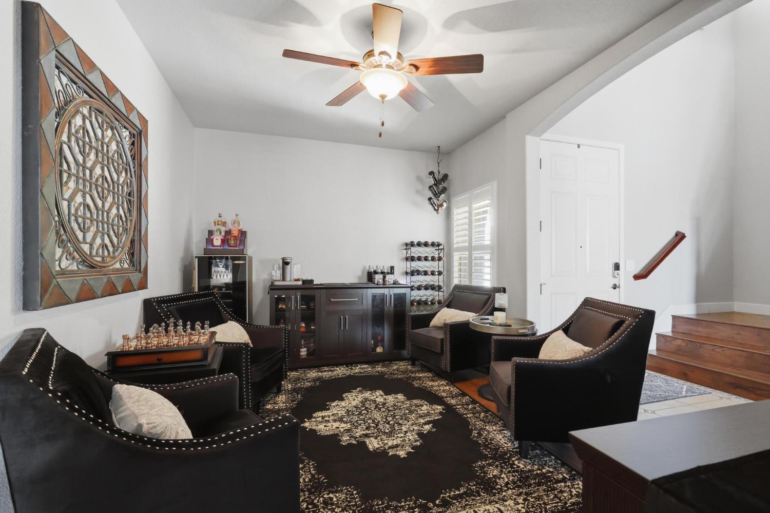 1021 Tres Picos Drive
