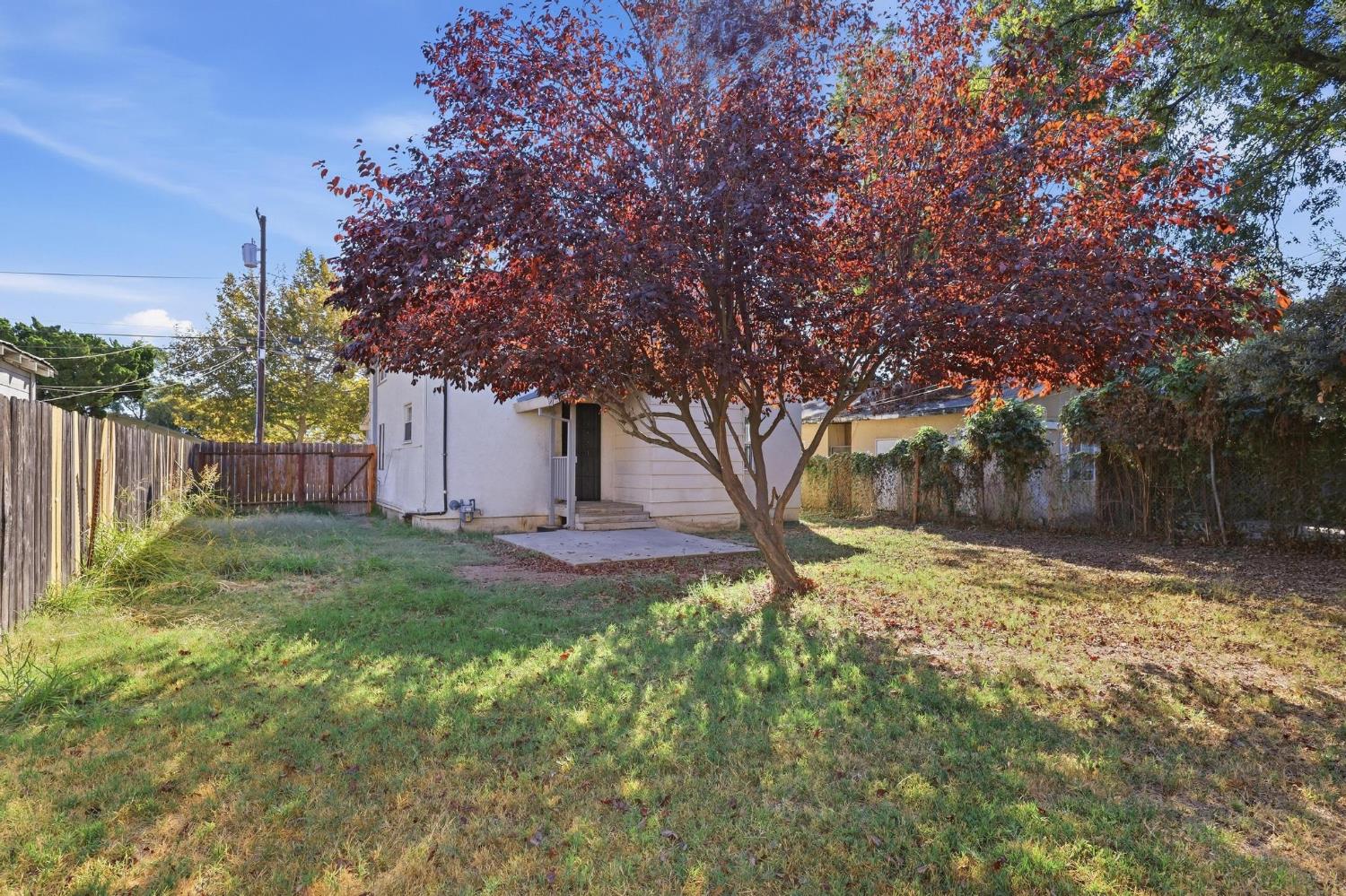 430 Robinson Avenue