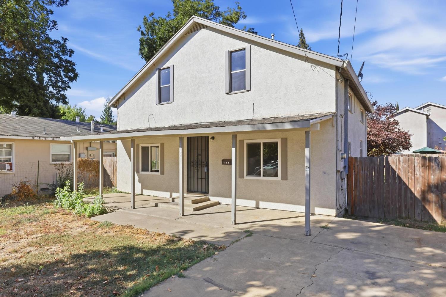 430 Robinson Avenue