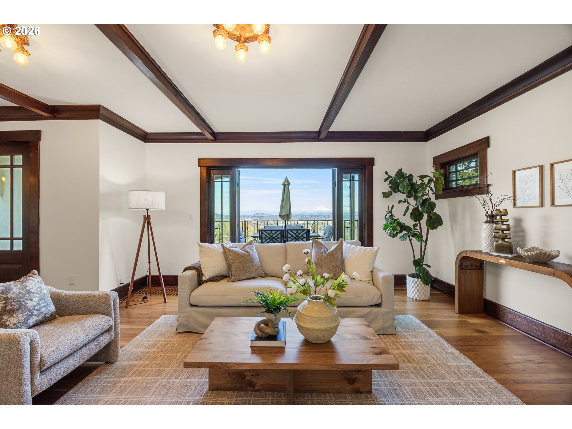 4323 SW HAMILTON TER