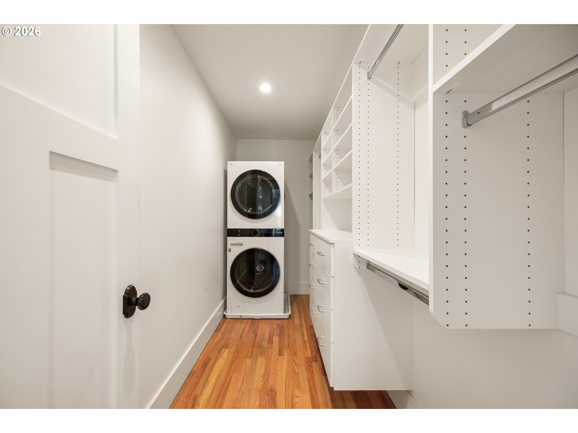 4323 SW HAMILTON TER