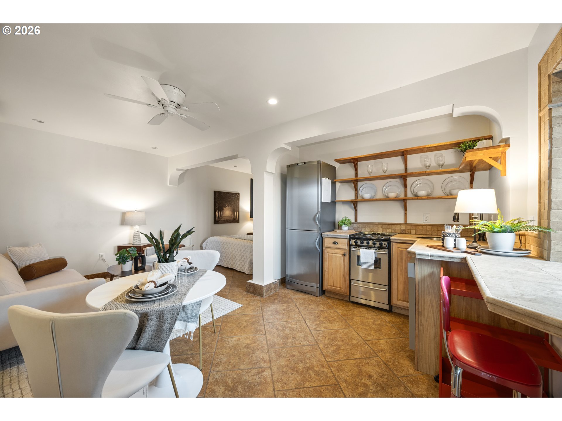 4323 SW HAMILTON TER