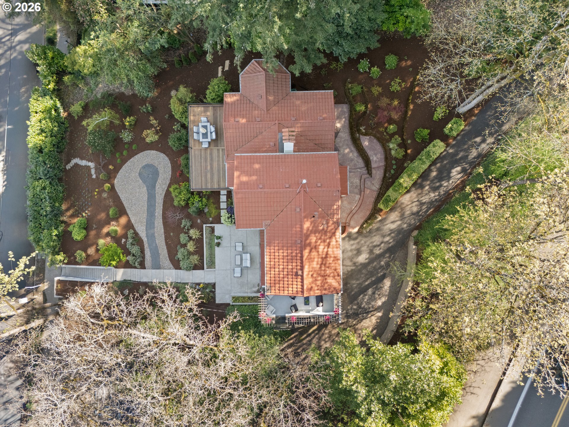 4323 SW HAMILTON TER