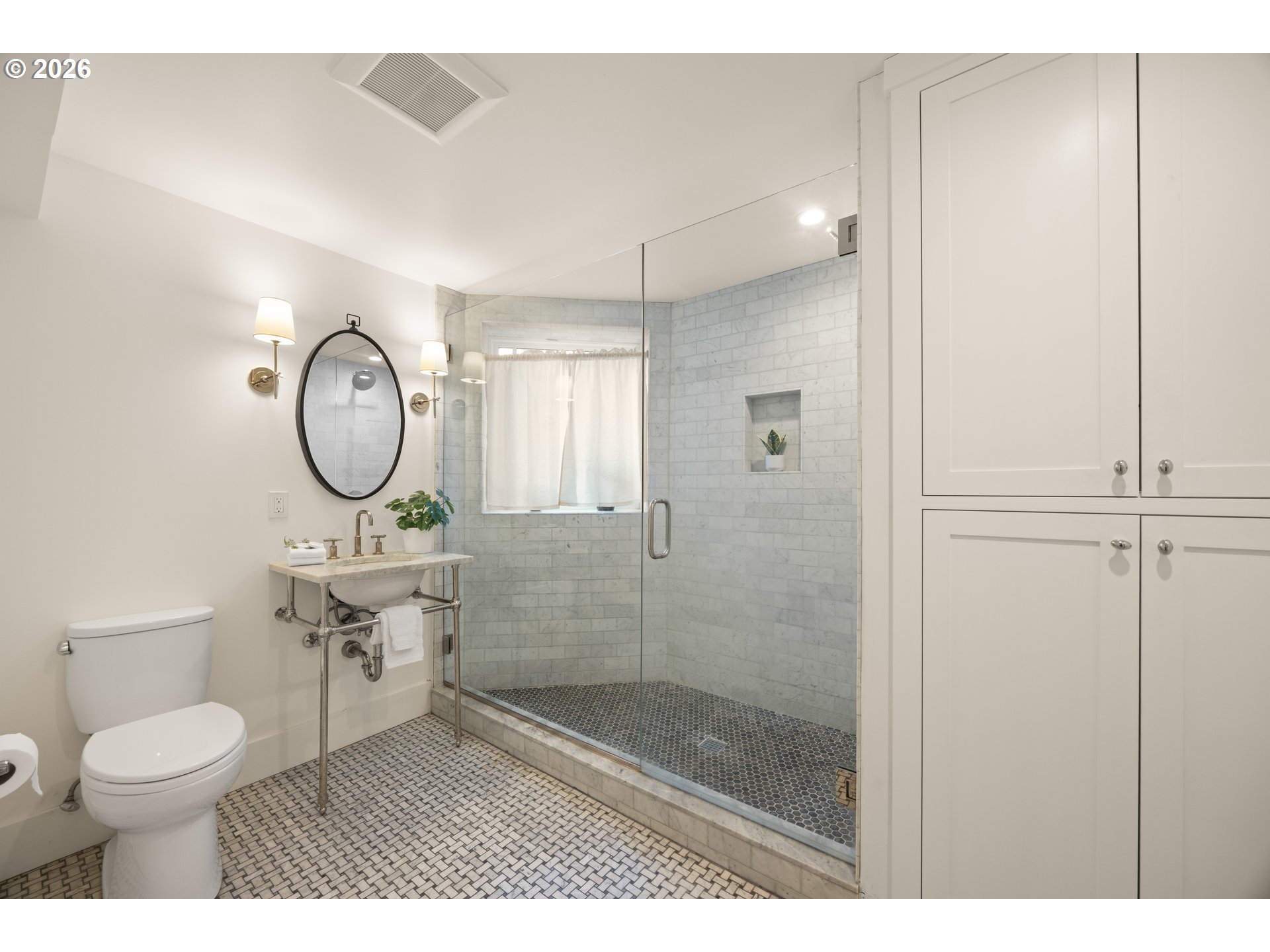 4323 SW HAMILTON TER