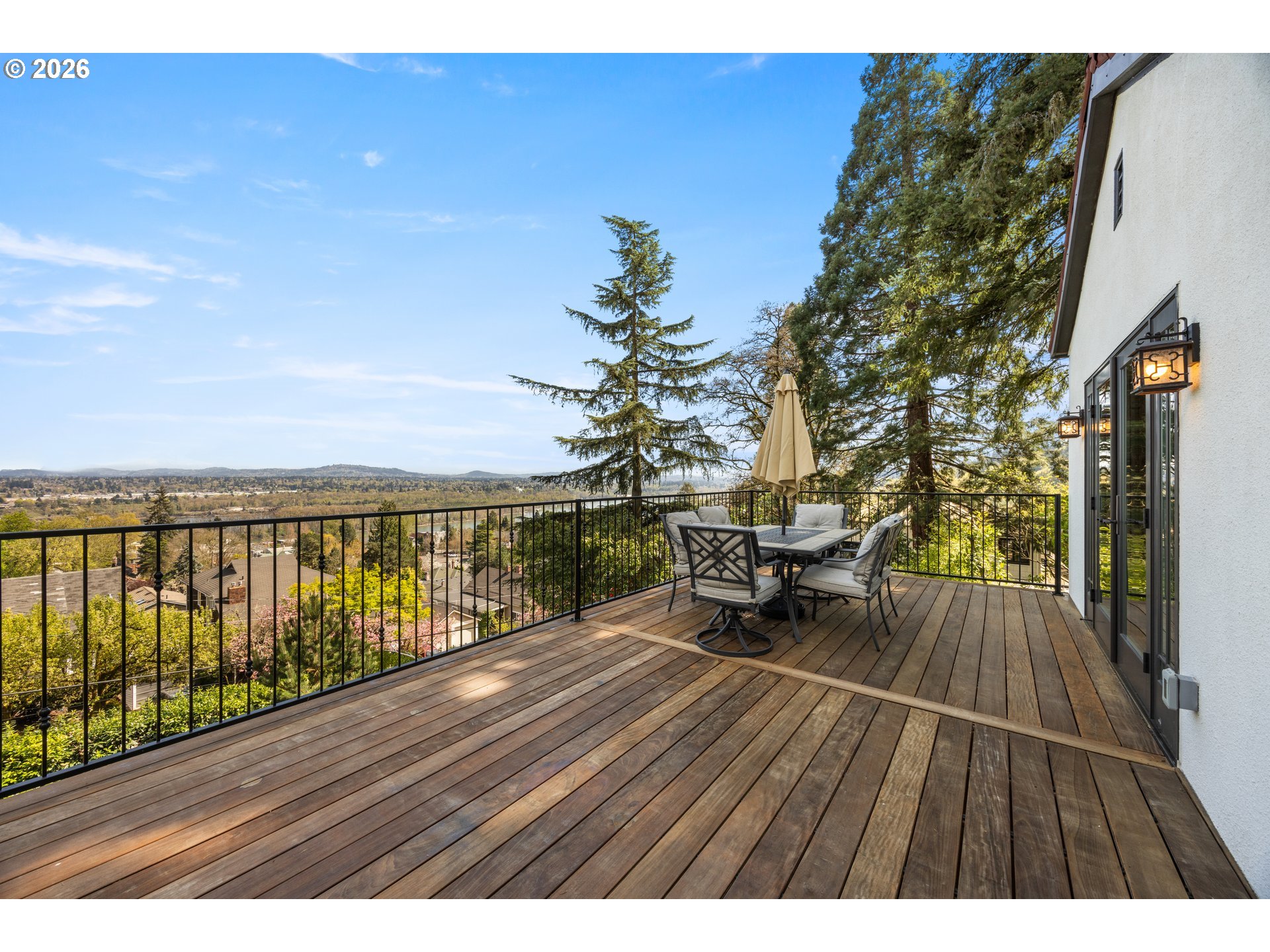 4323 SW HAMILTON TER