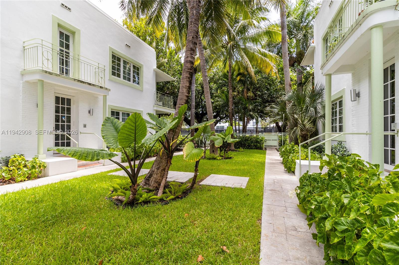 1207 Meridian Ave # 7