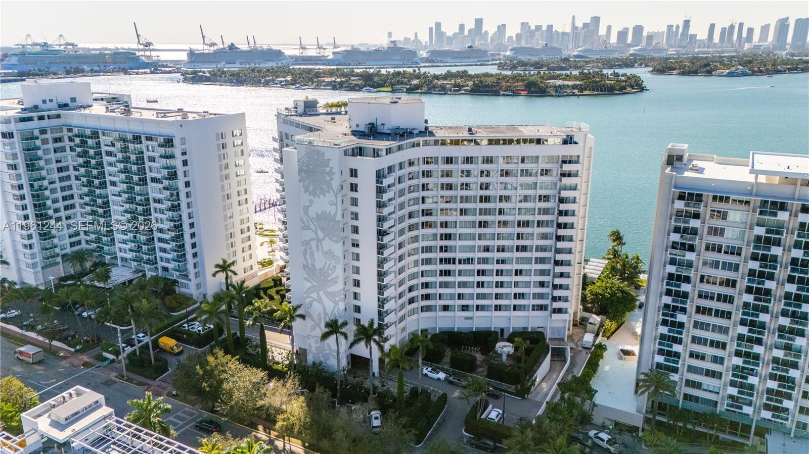 1100 West Ave # 408