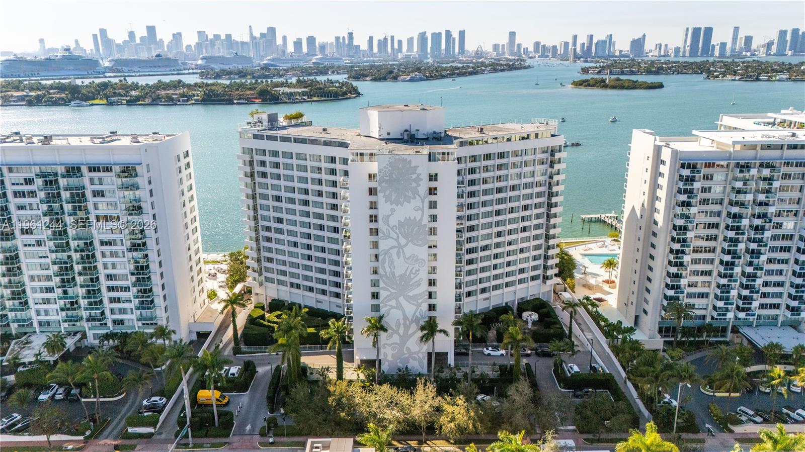 1100 West Ave # 408
