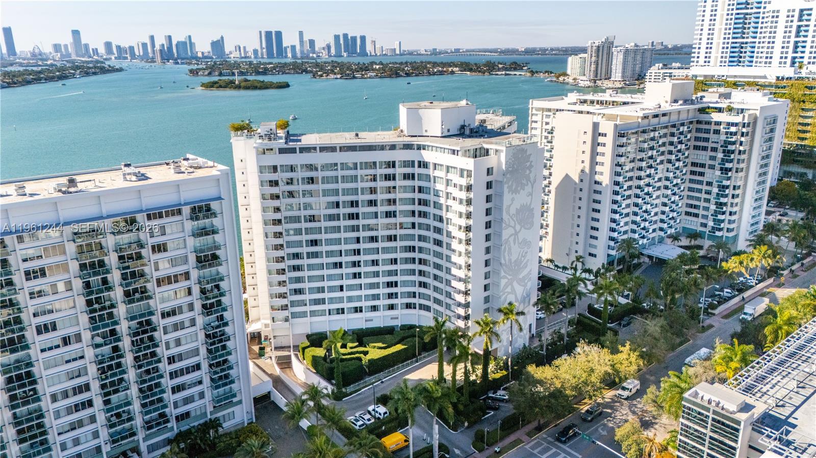 1100 West Ave # 408