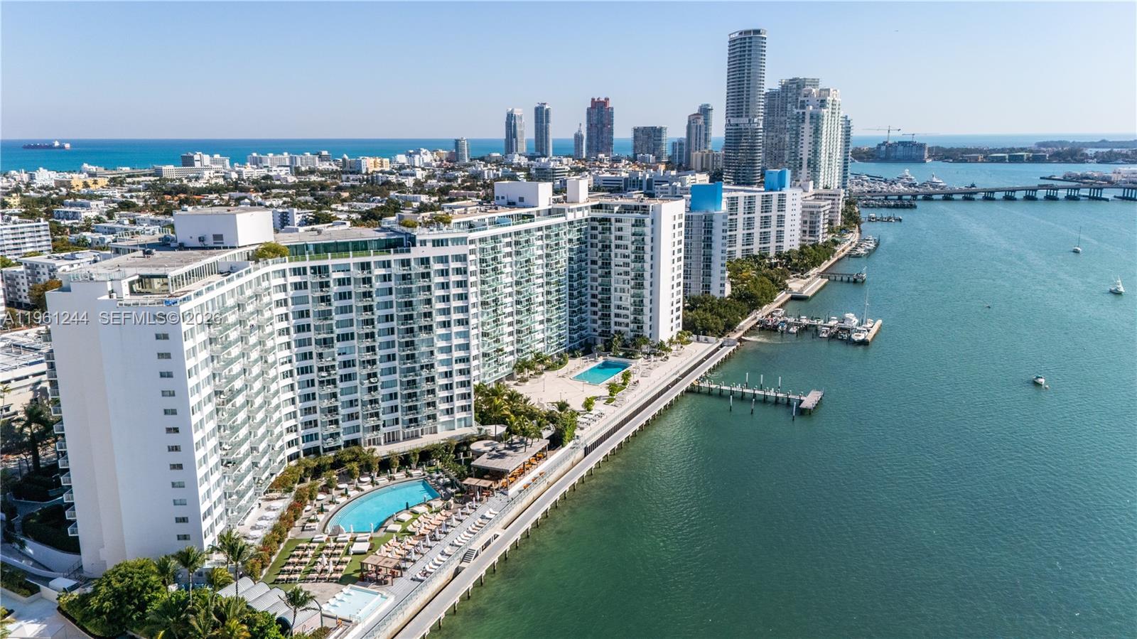 1100 West Ave # 408