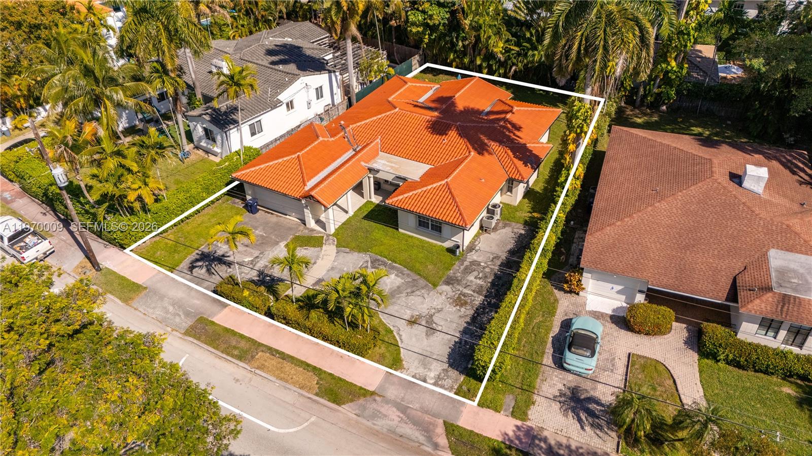 4555 Alton Rd