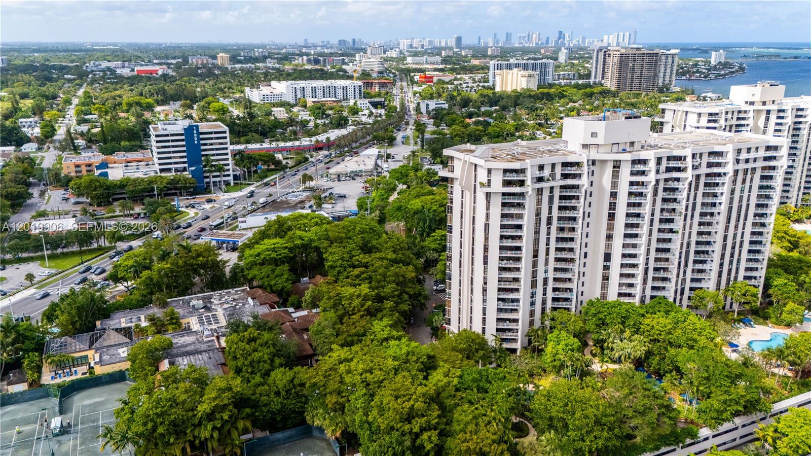 2000 Towerside Ter # 311
