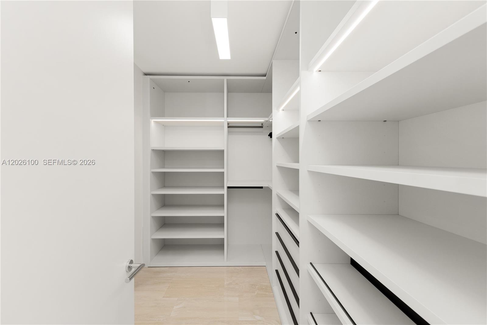 9001 Collins Ave # 1003 Unit: S-1003