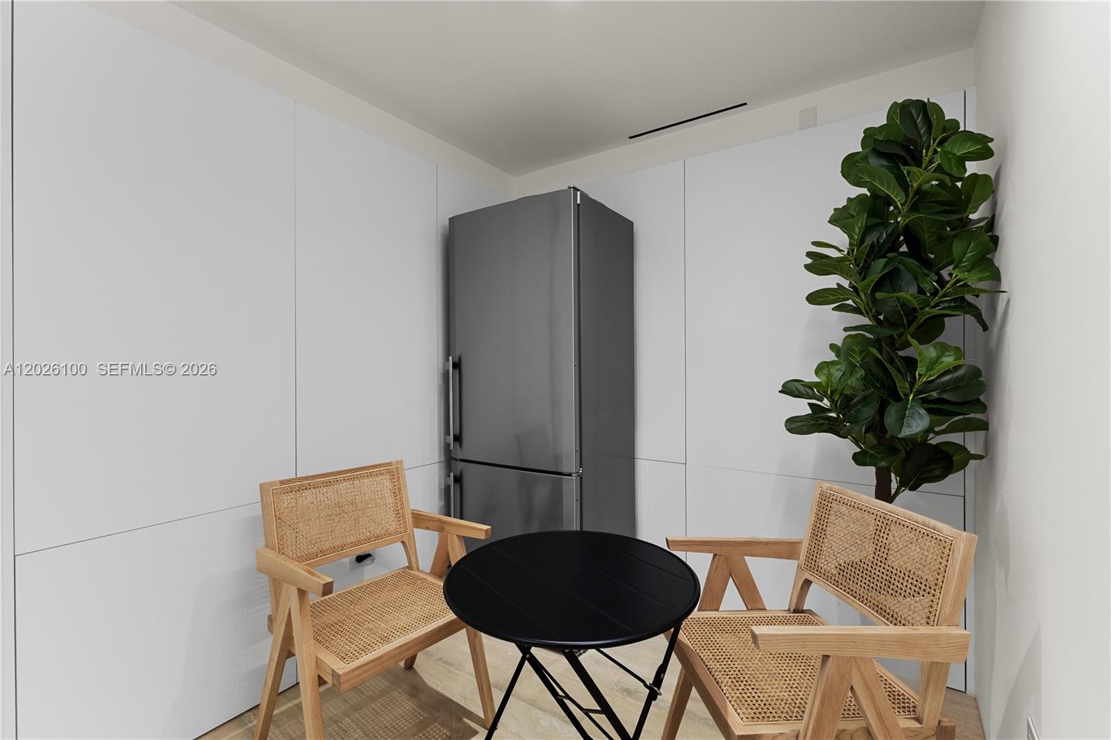9001 Collins Ave # 1003 Unit: S-1003