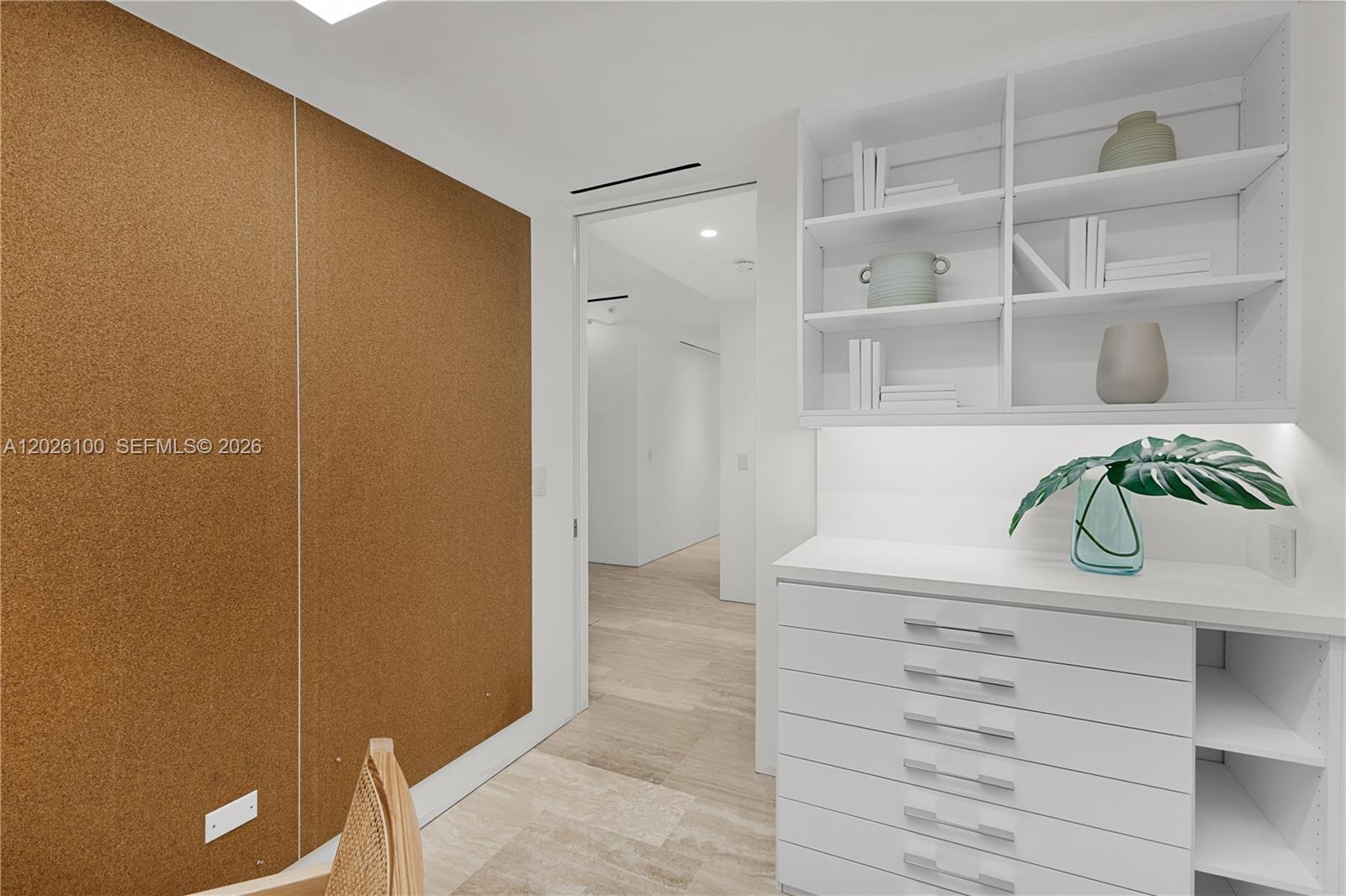 9001 Collins Ave # 1003 Unit: S-1003