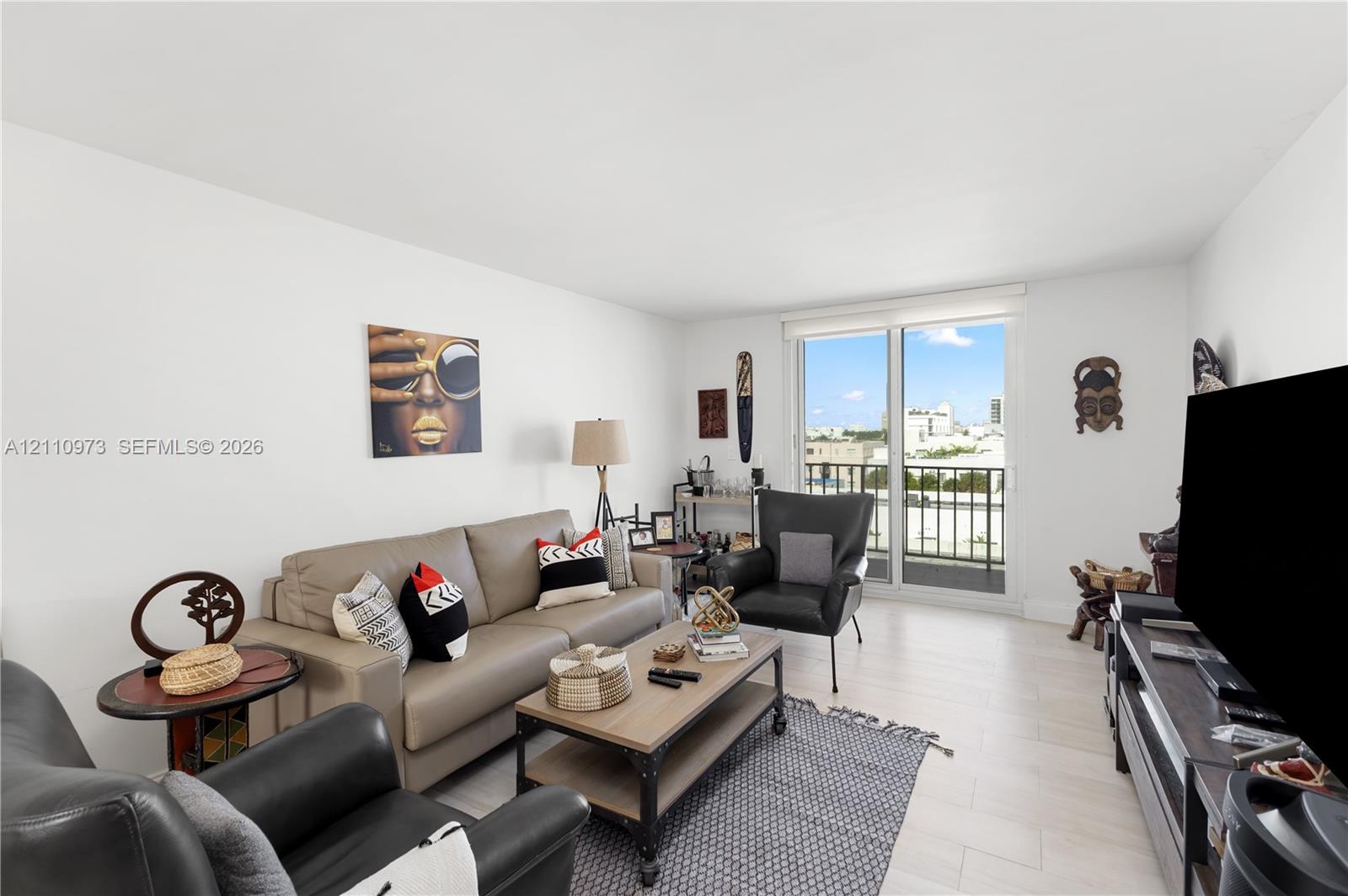 720 Collins Ave 704 Miami Beach Fl 33139 5f6e7239e516ebf477189e930285475a