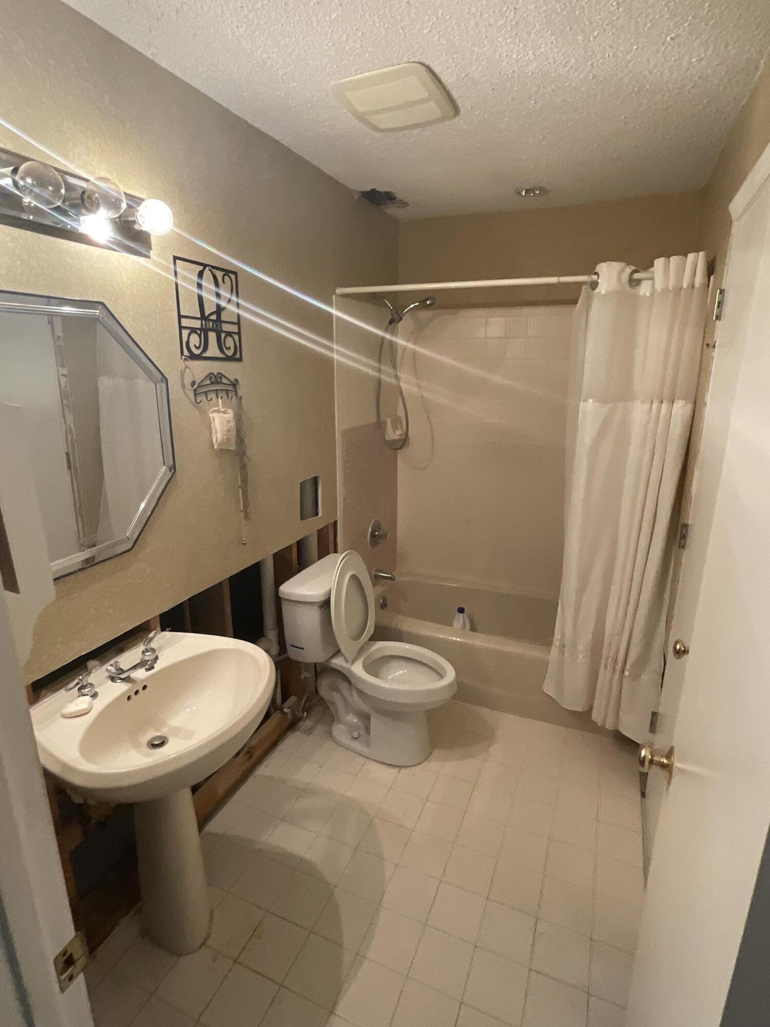 7945 Parklane Court # 901