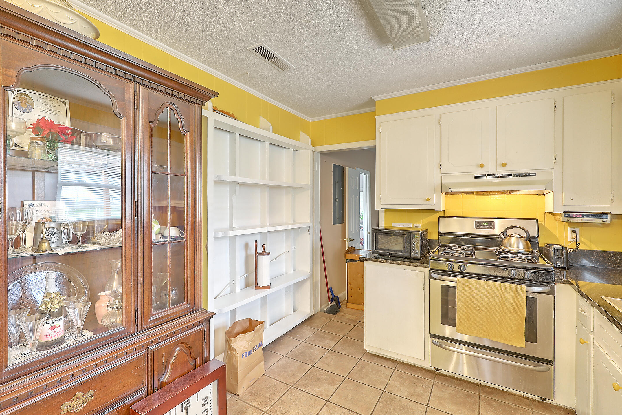 1728 Boone Hall Drive