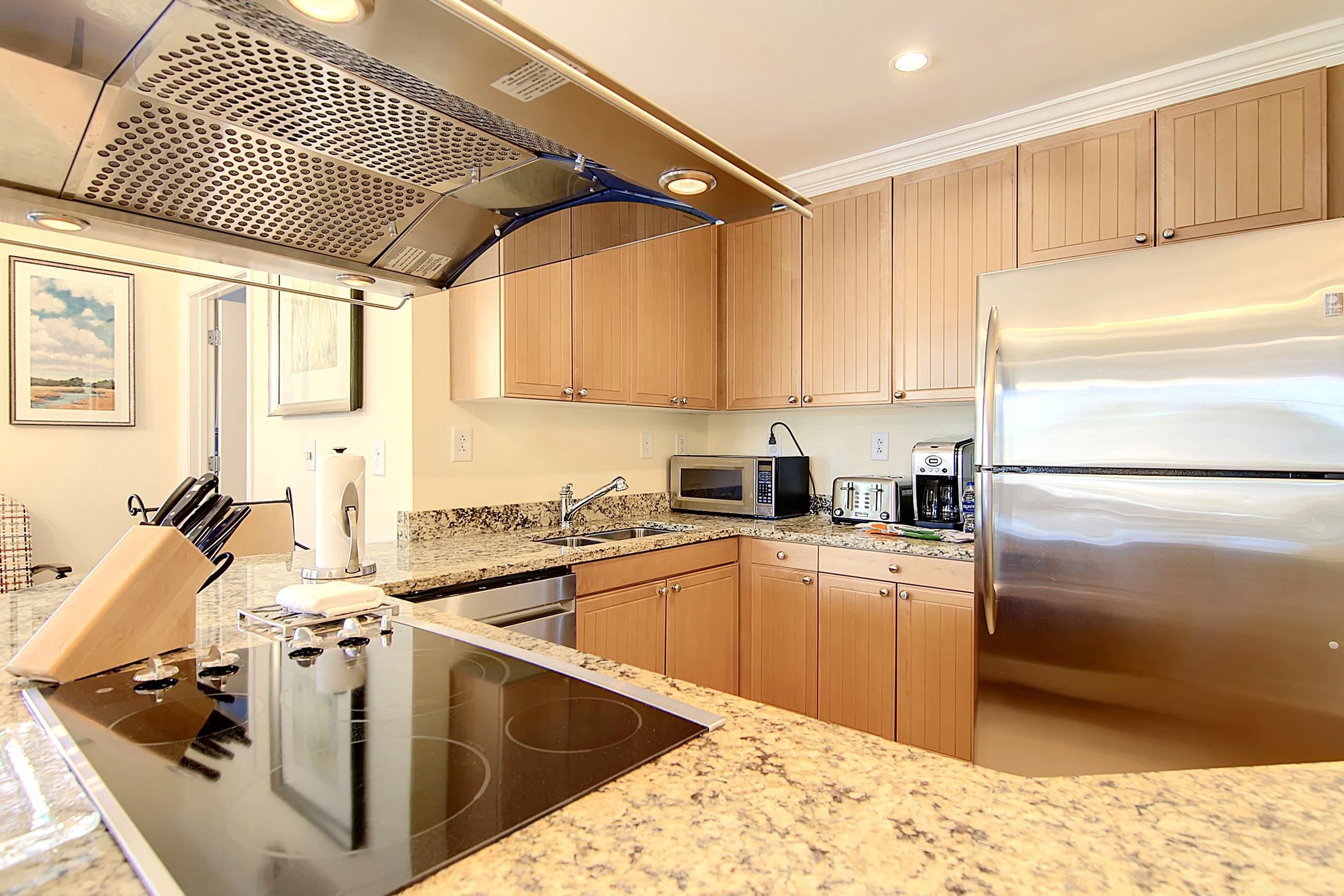 5800 Palmetto Drive Unit: R-Vg106
