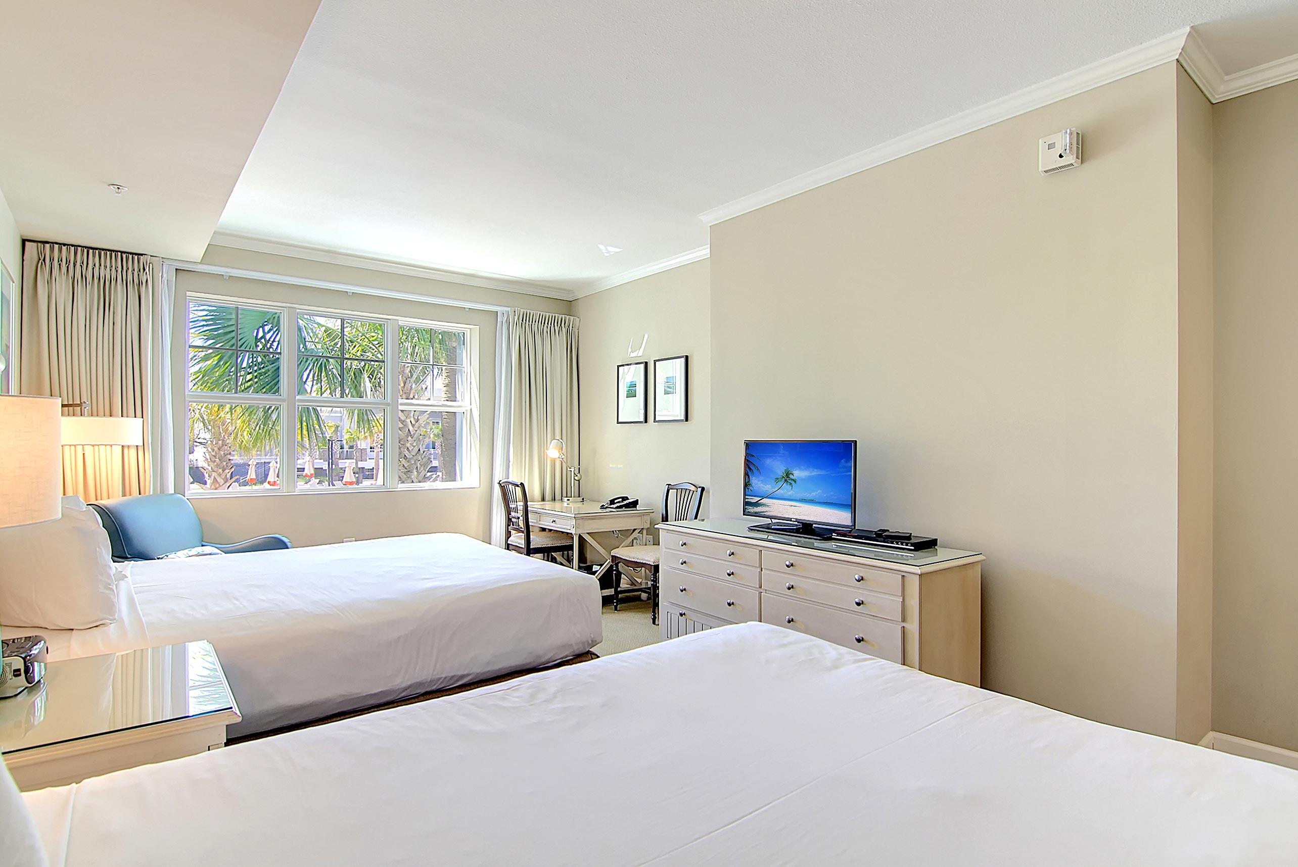5800 Palmetto Drive Unit: R-Vg106