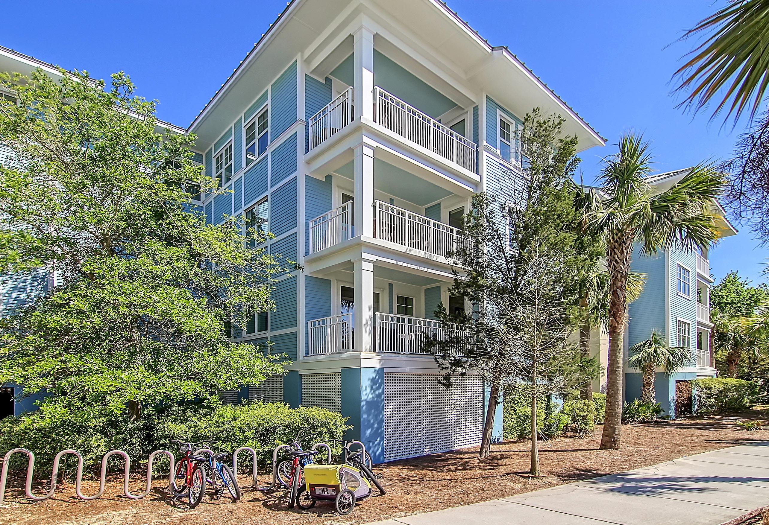5800 Palmetto Drive Unit: R-Vg106