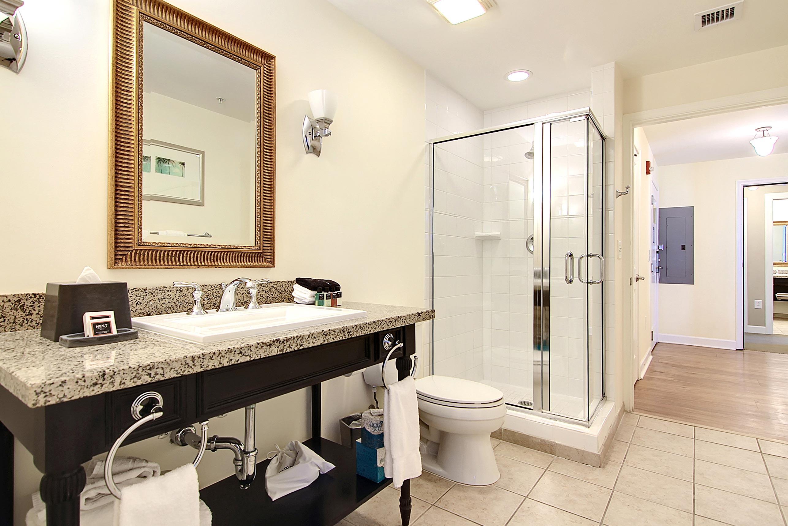 5800 Palmetto Drive Unit: R-Vg106