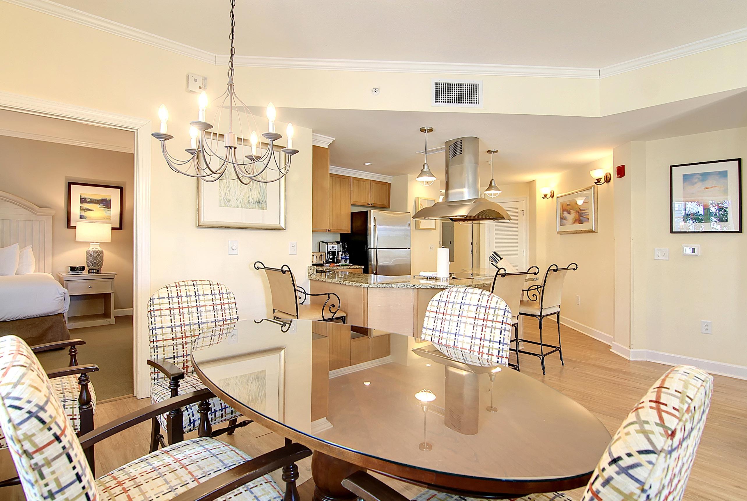 5800 Palmetto Drive Unit: R-Vg106