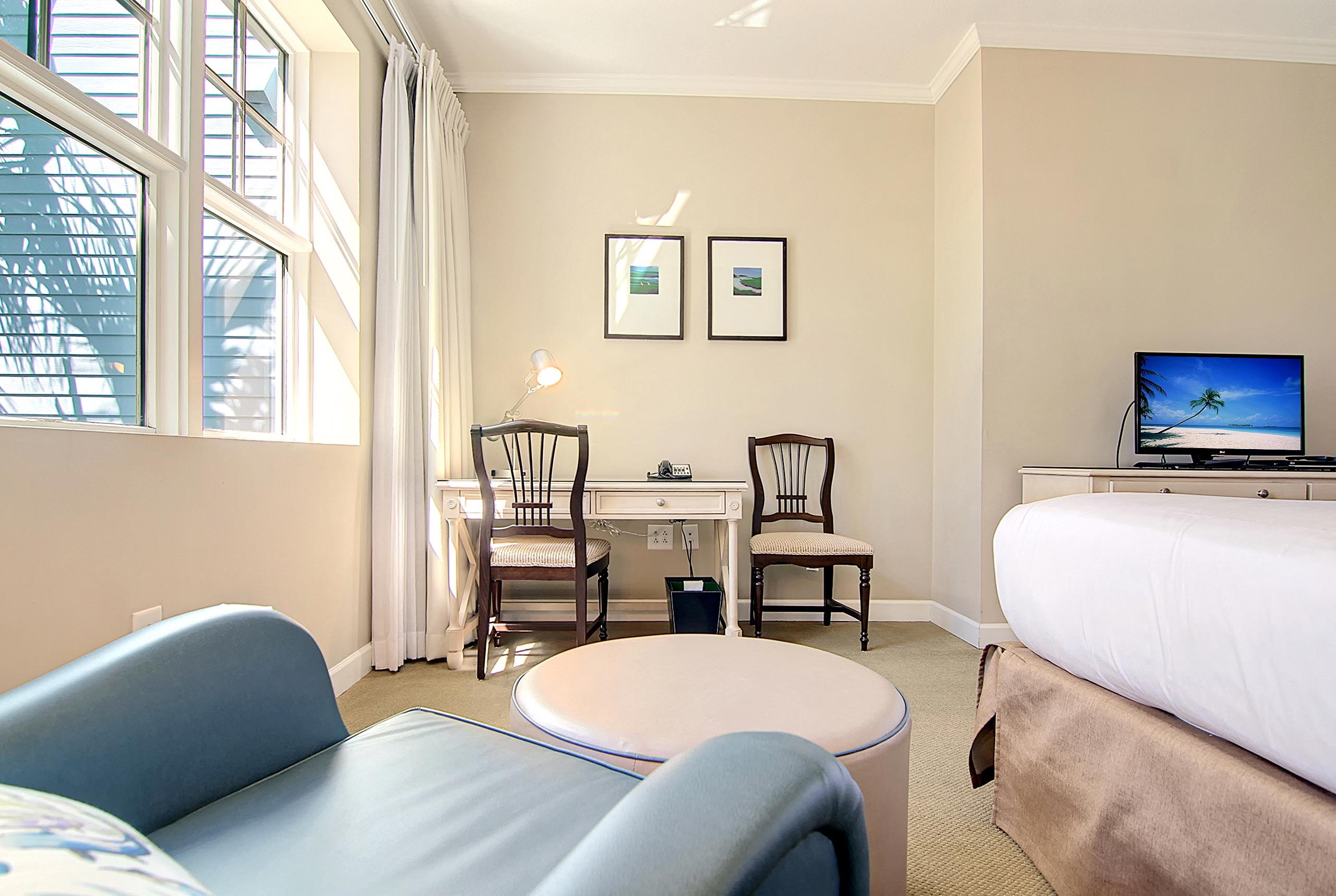 5800 Palmetto Drive Unit: R-Vg106