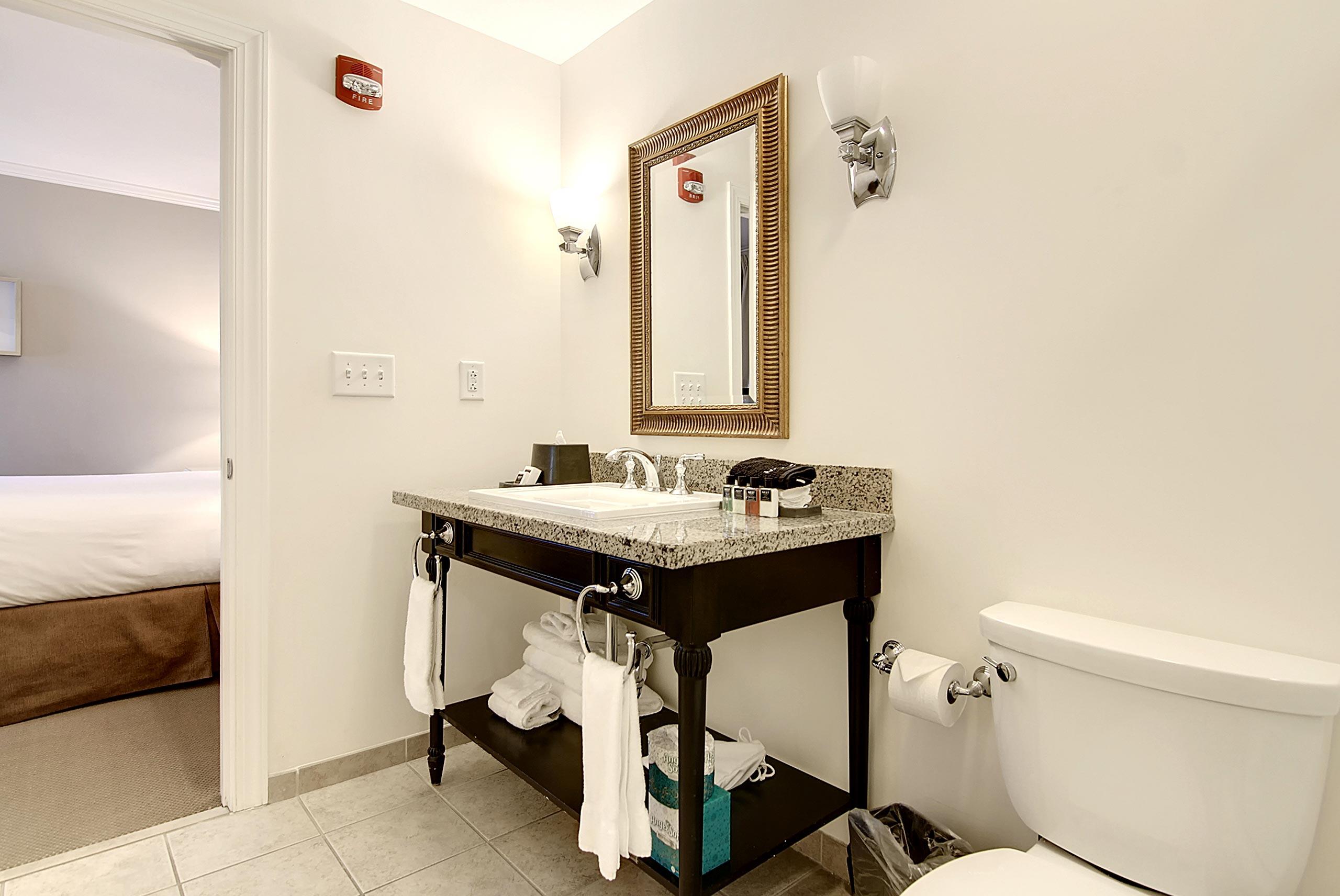5800 Palmetto Drive Unit: R-Vg106