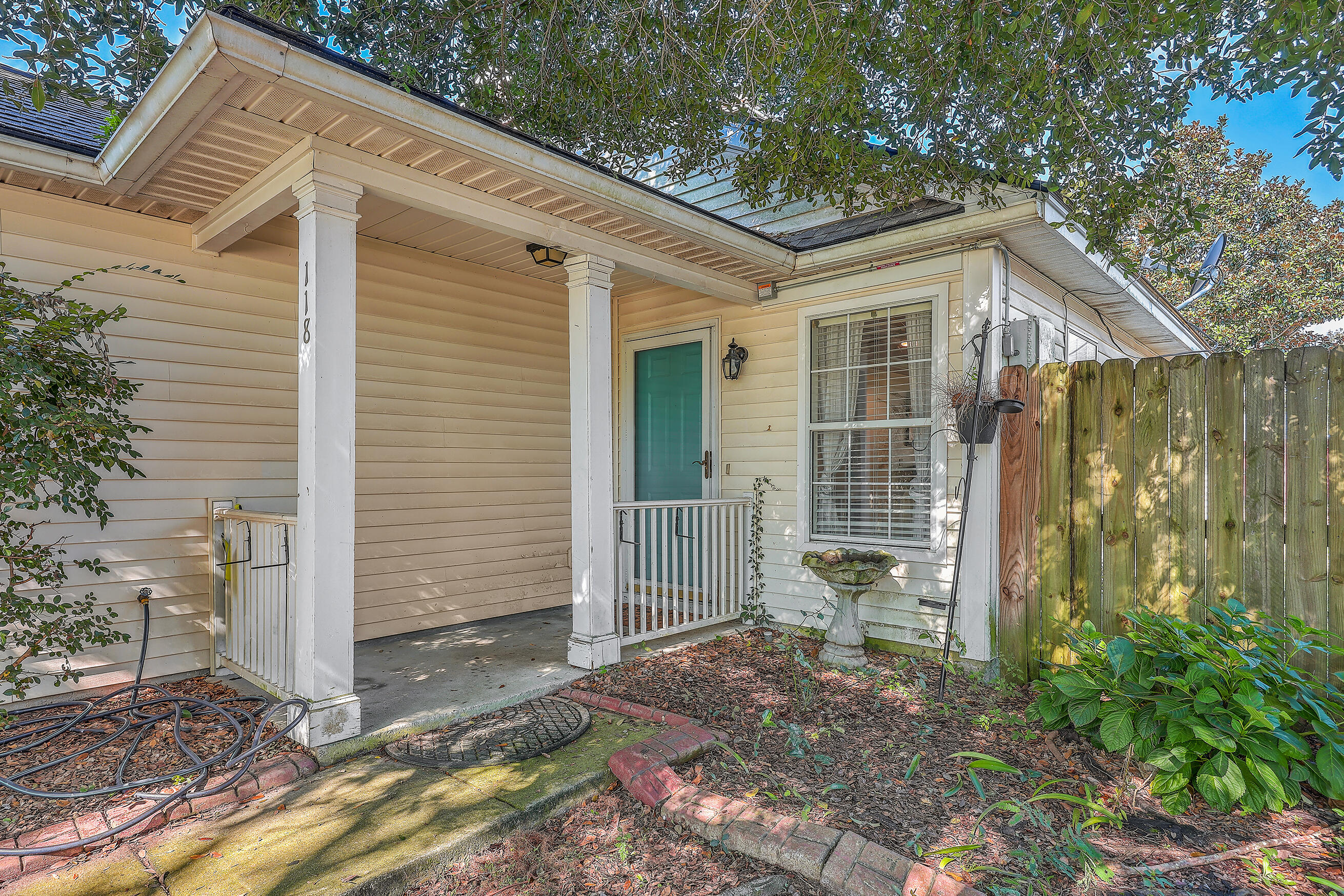 118 Two Pond Loop