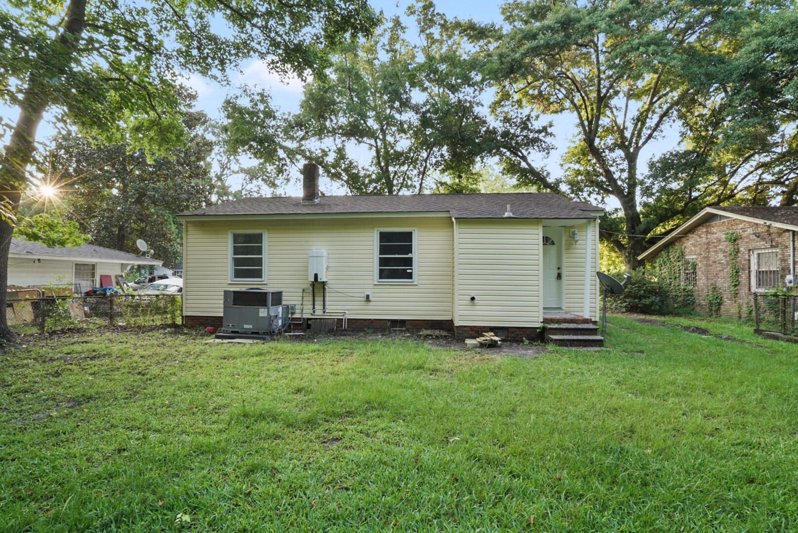 2330 Falcon Road
