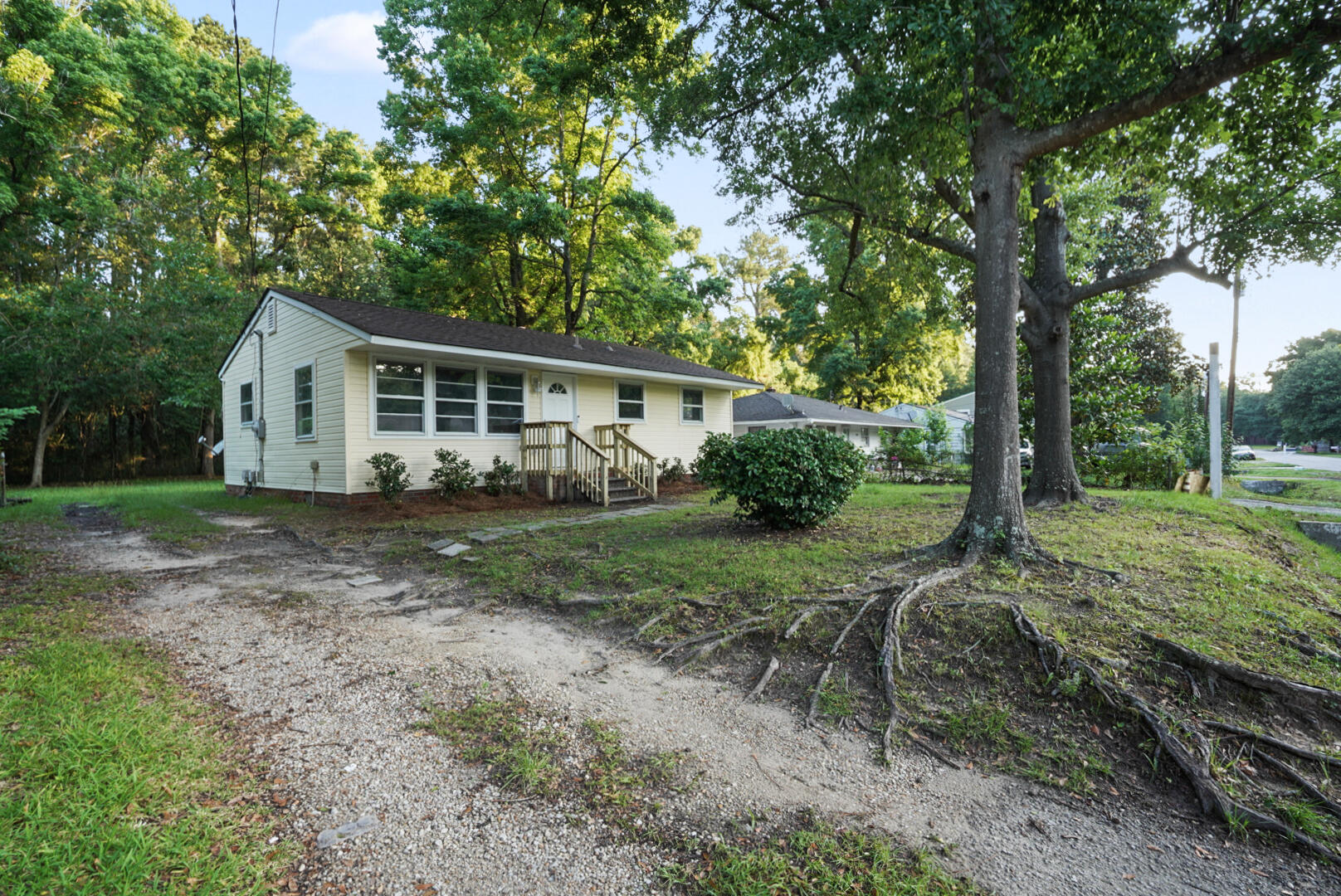 2330 Falcon Road