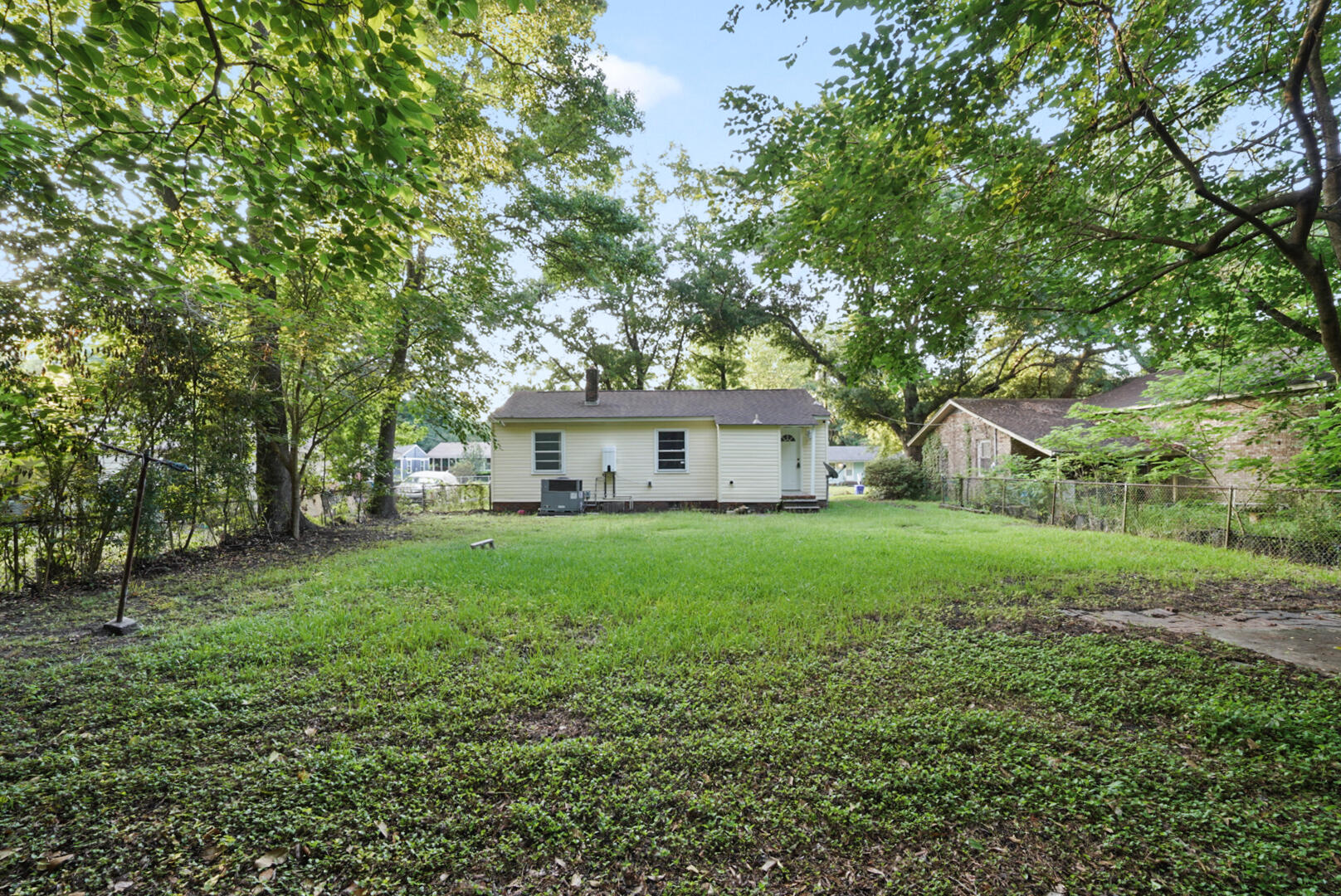 2330 Falcon Road