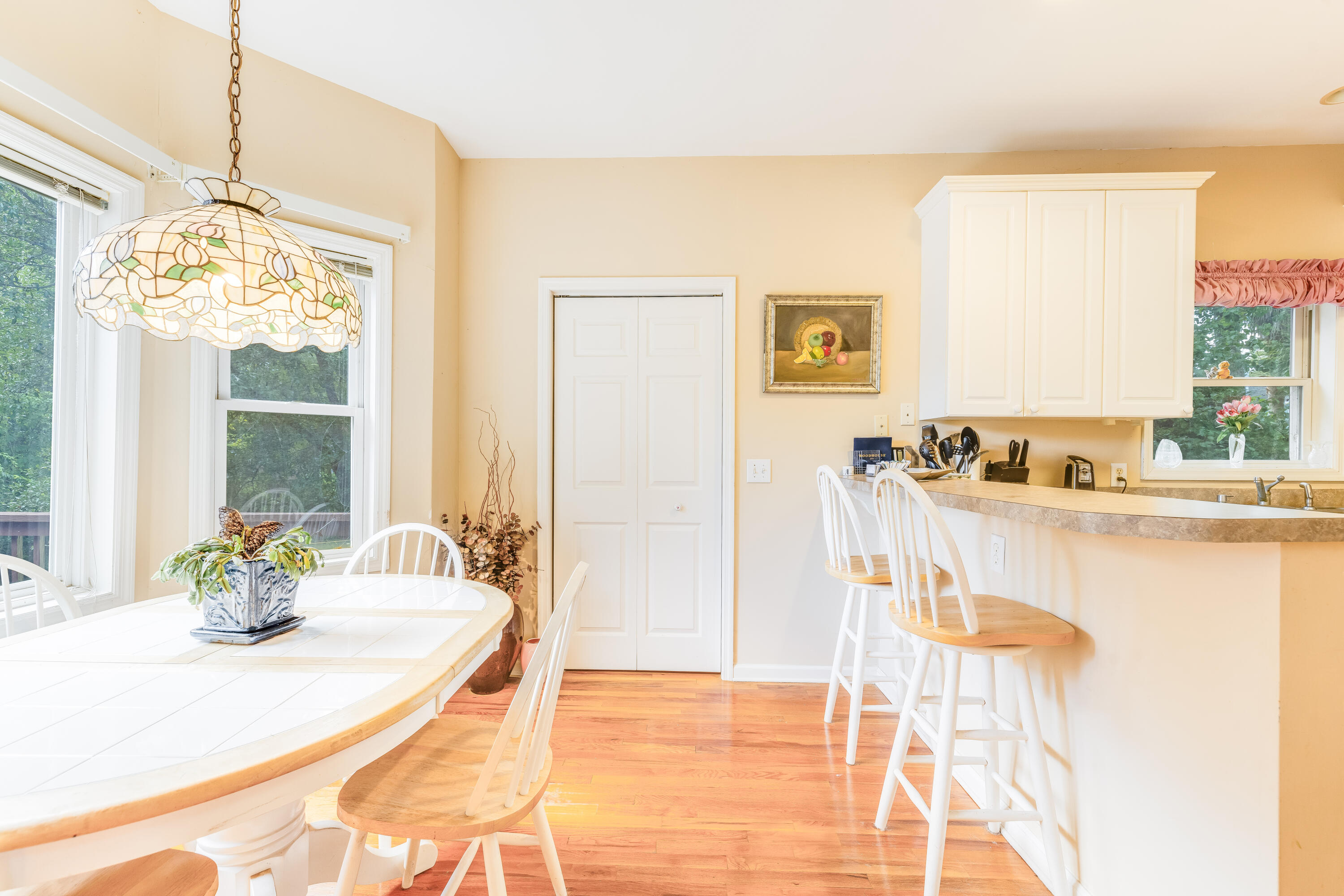 1325 Moss Path
