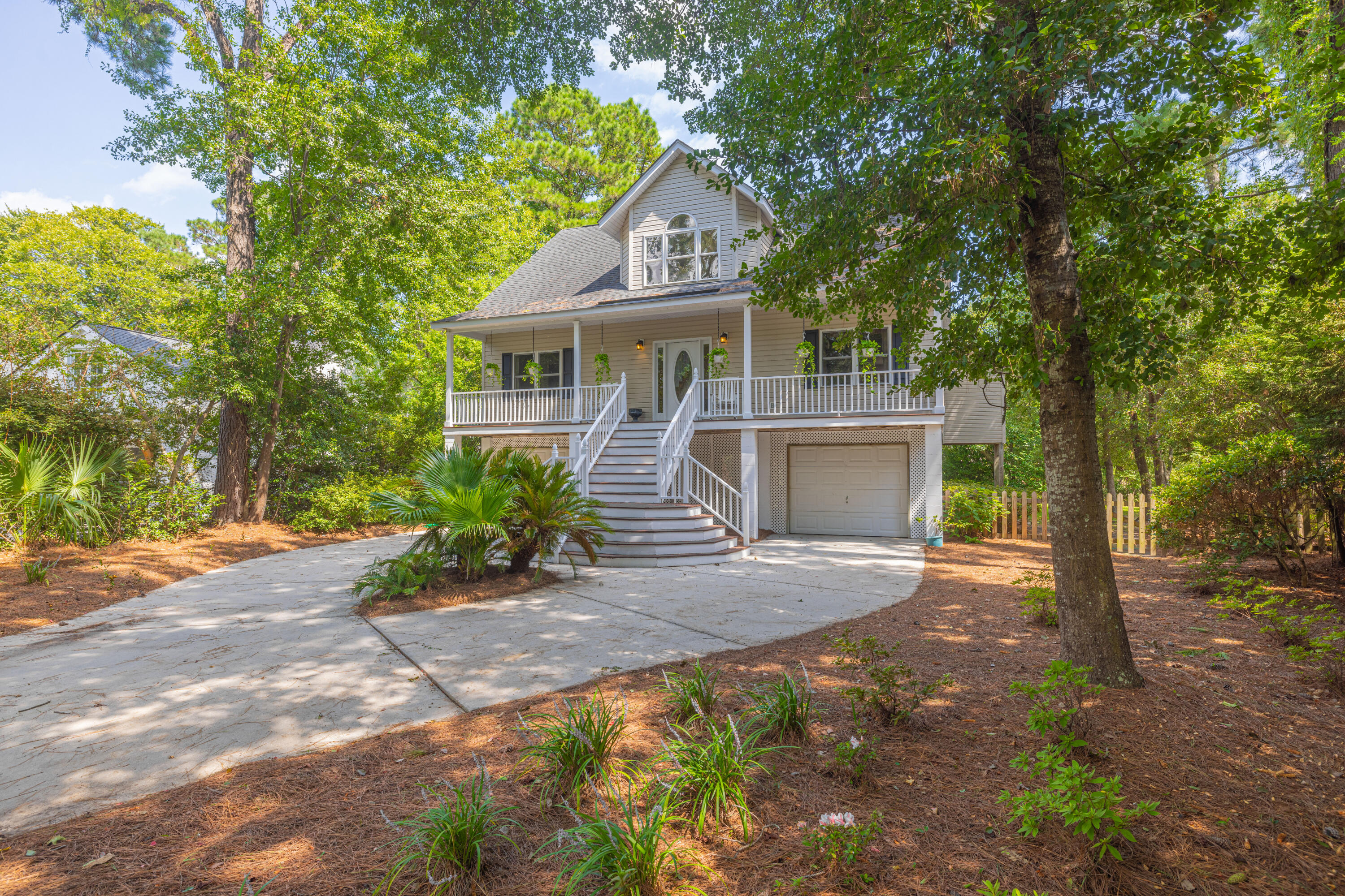 1325 Moss Path