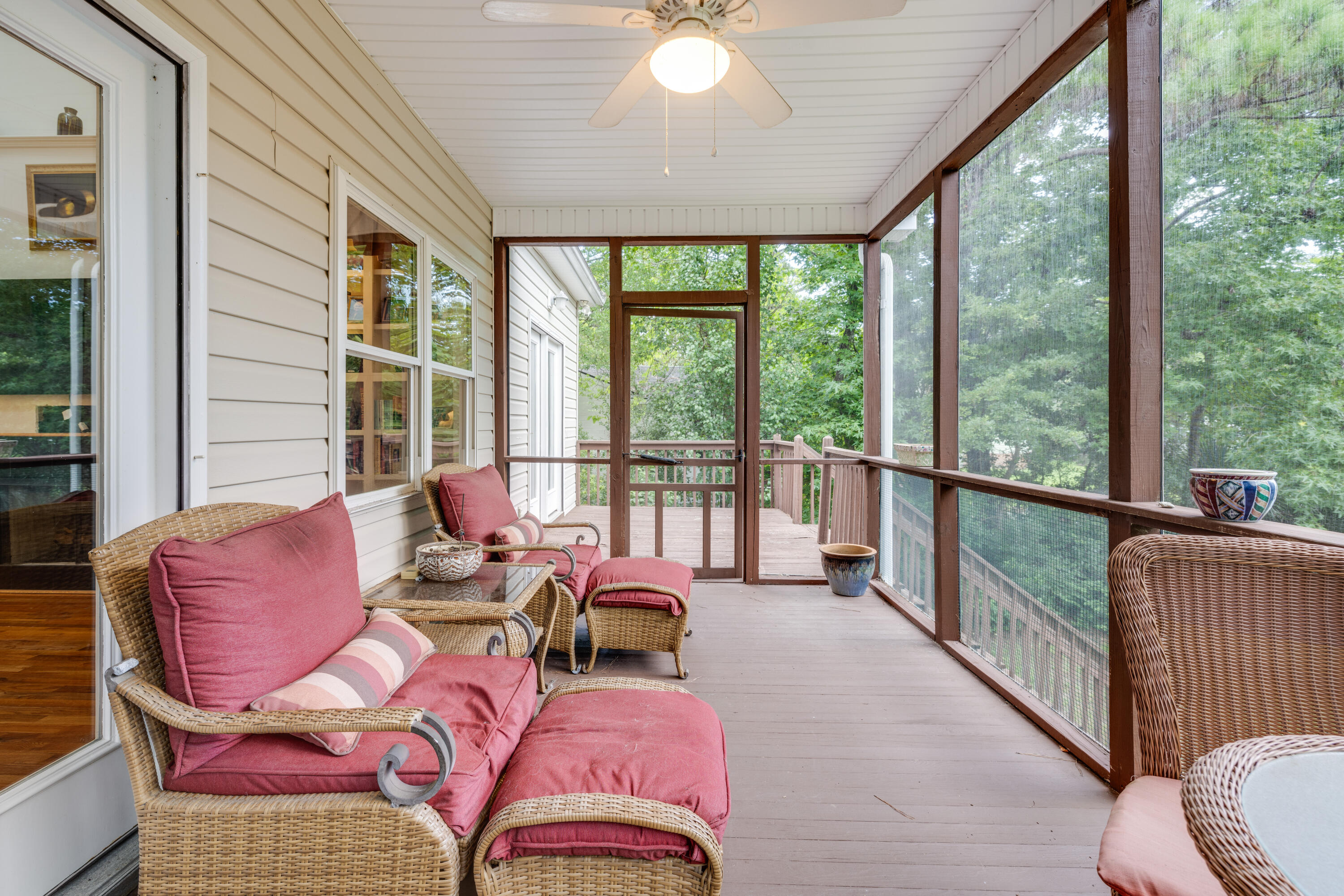1325 Moss Path