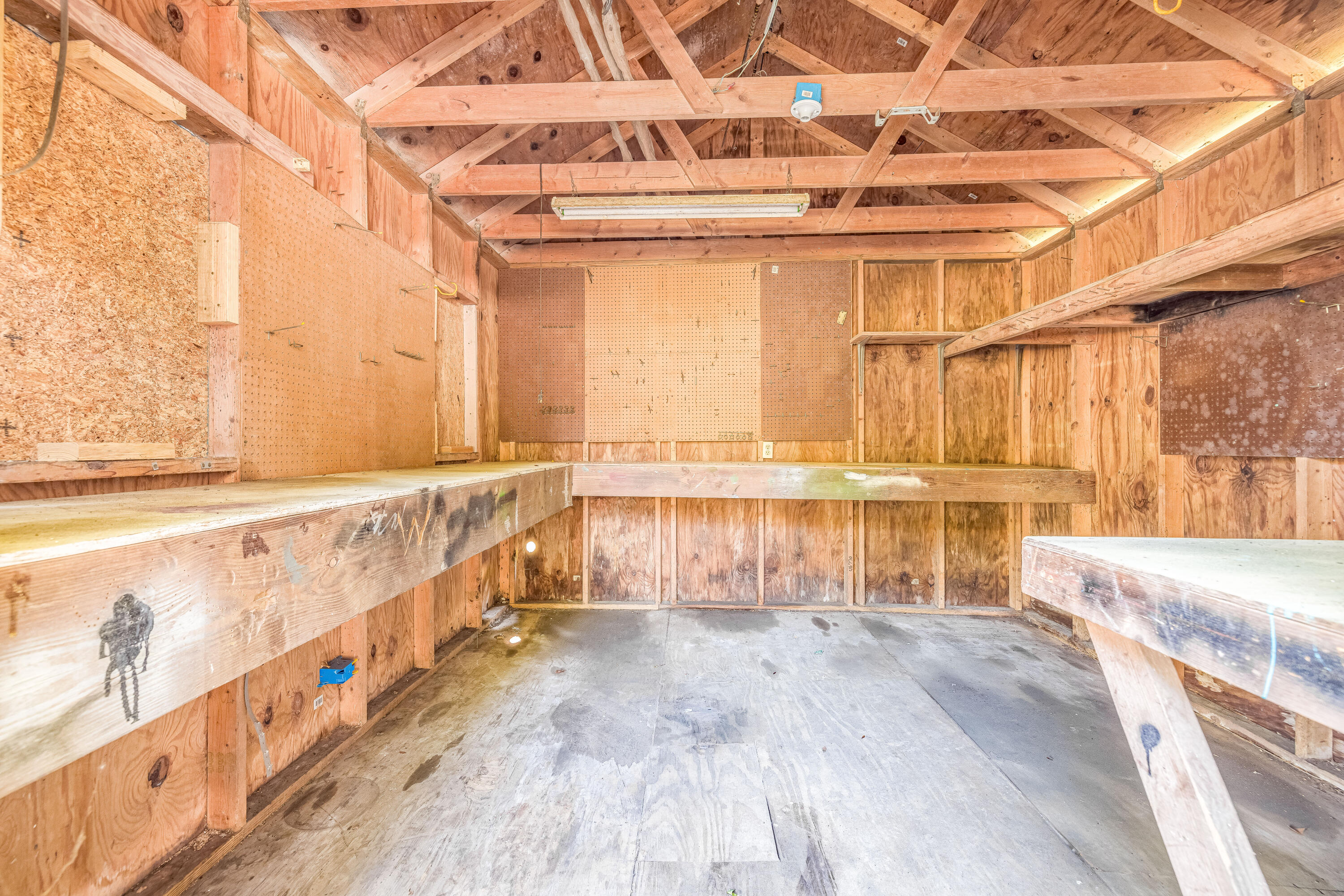 2321 Falcon Road