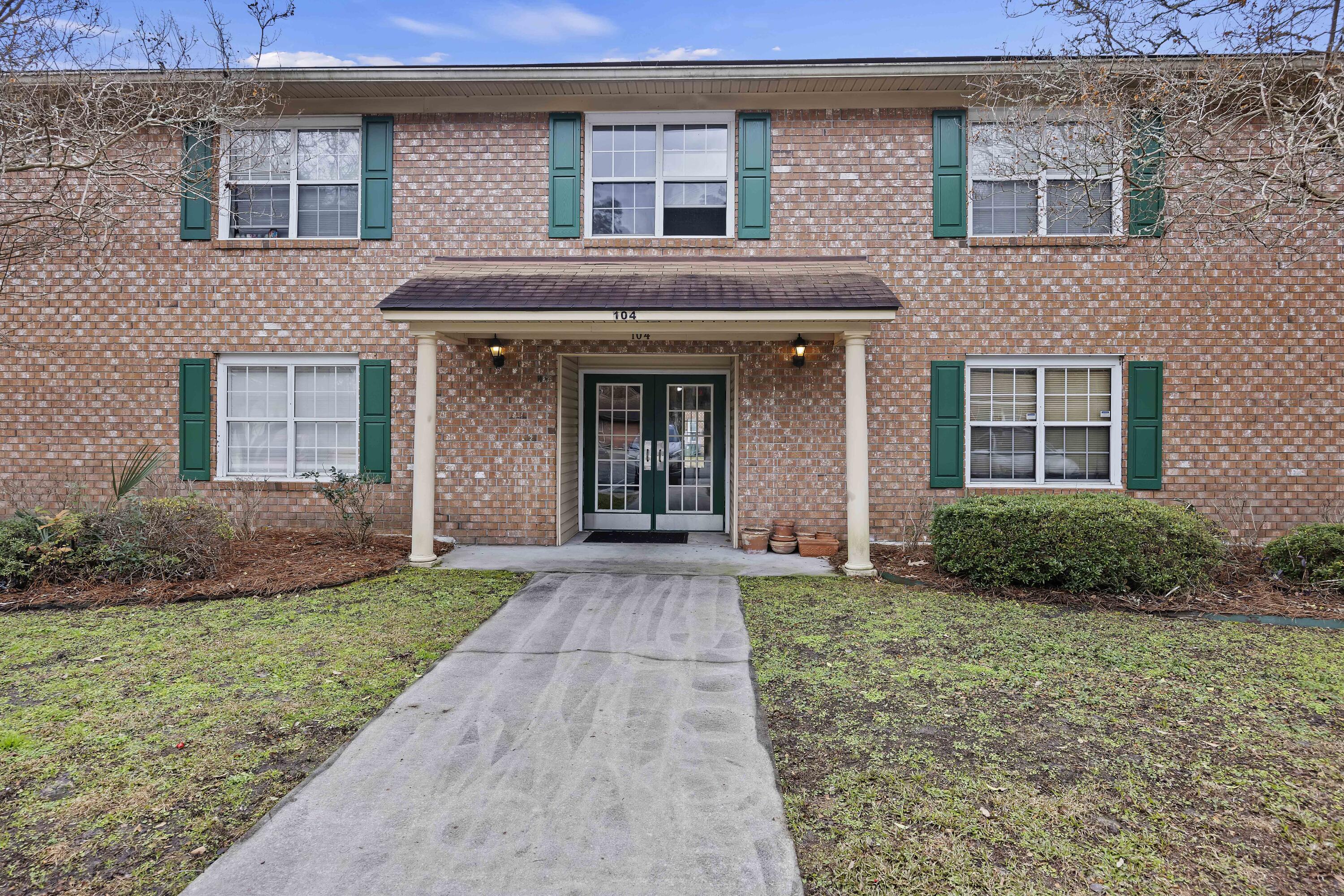 104 Pinewood Street # F