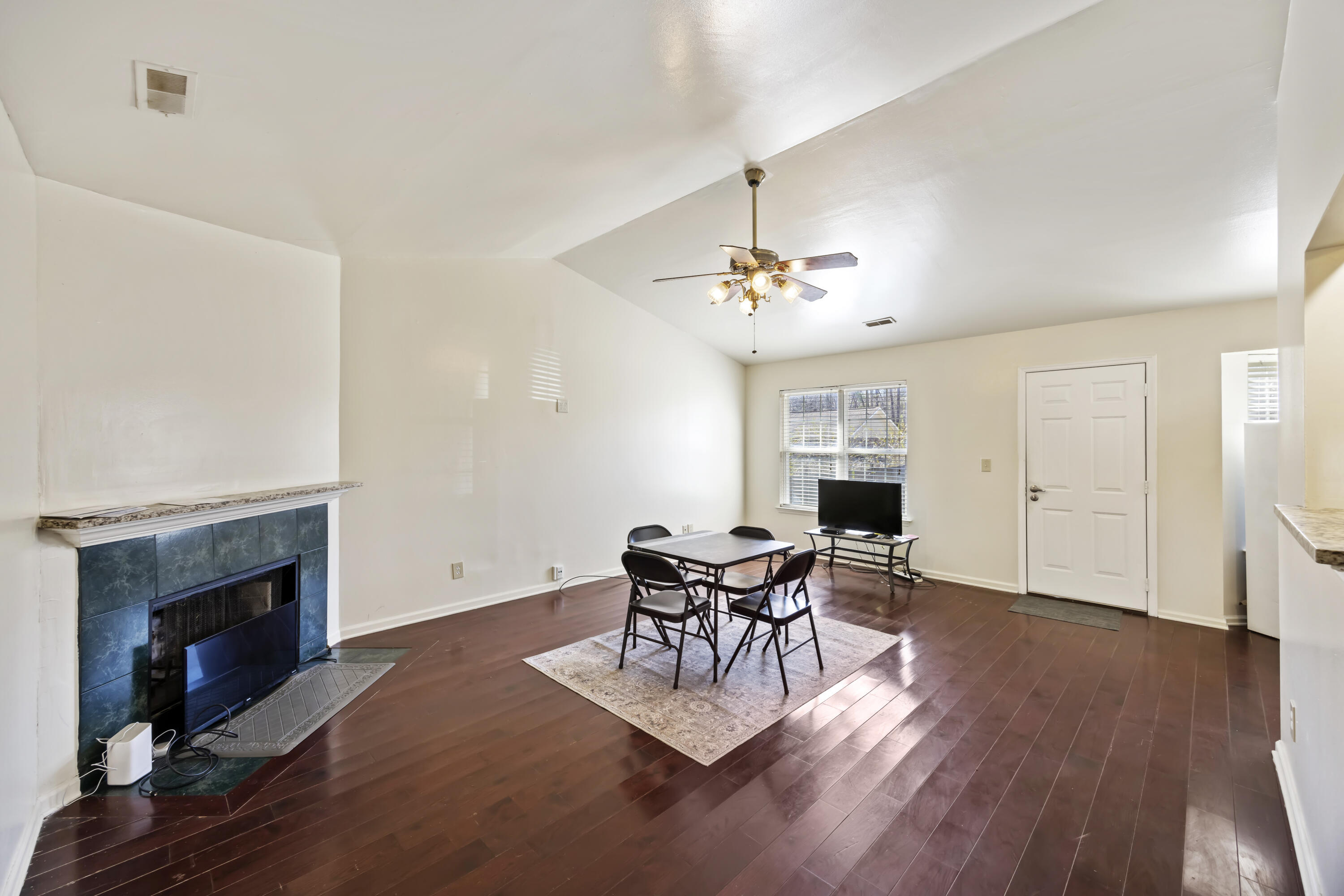 9609 Crosscut Drive