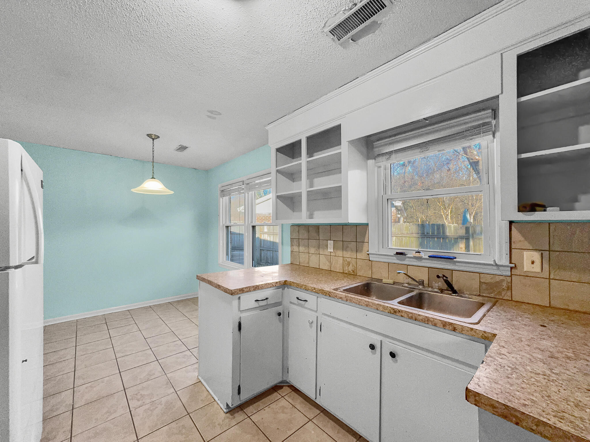 100 Pine Ridge Drive