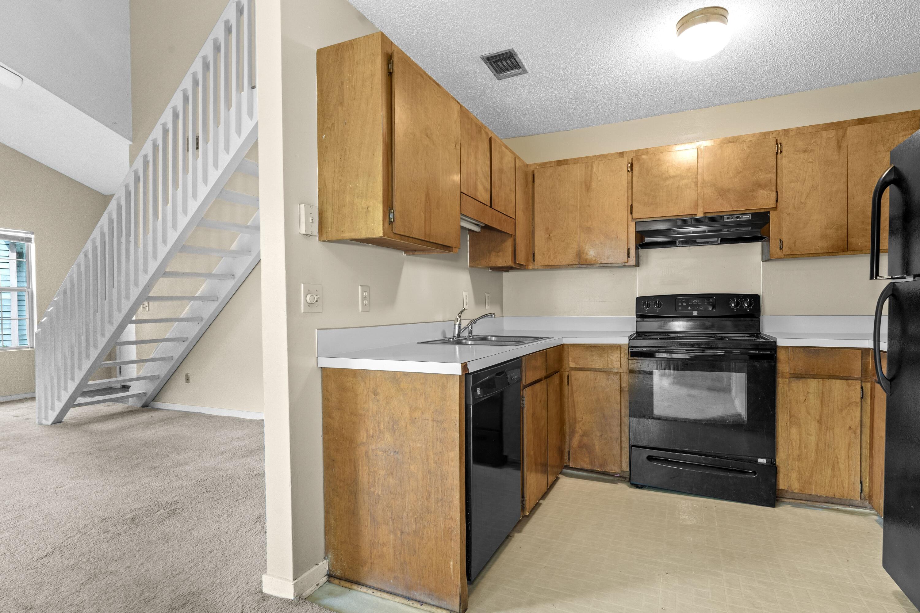 7920 Parklane Court # 608