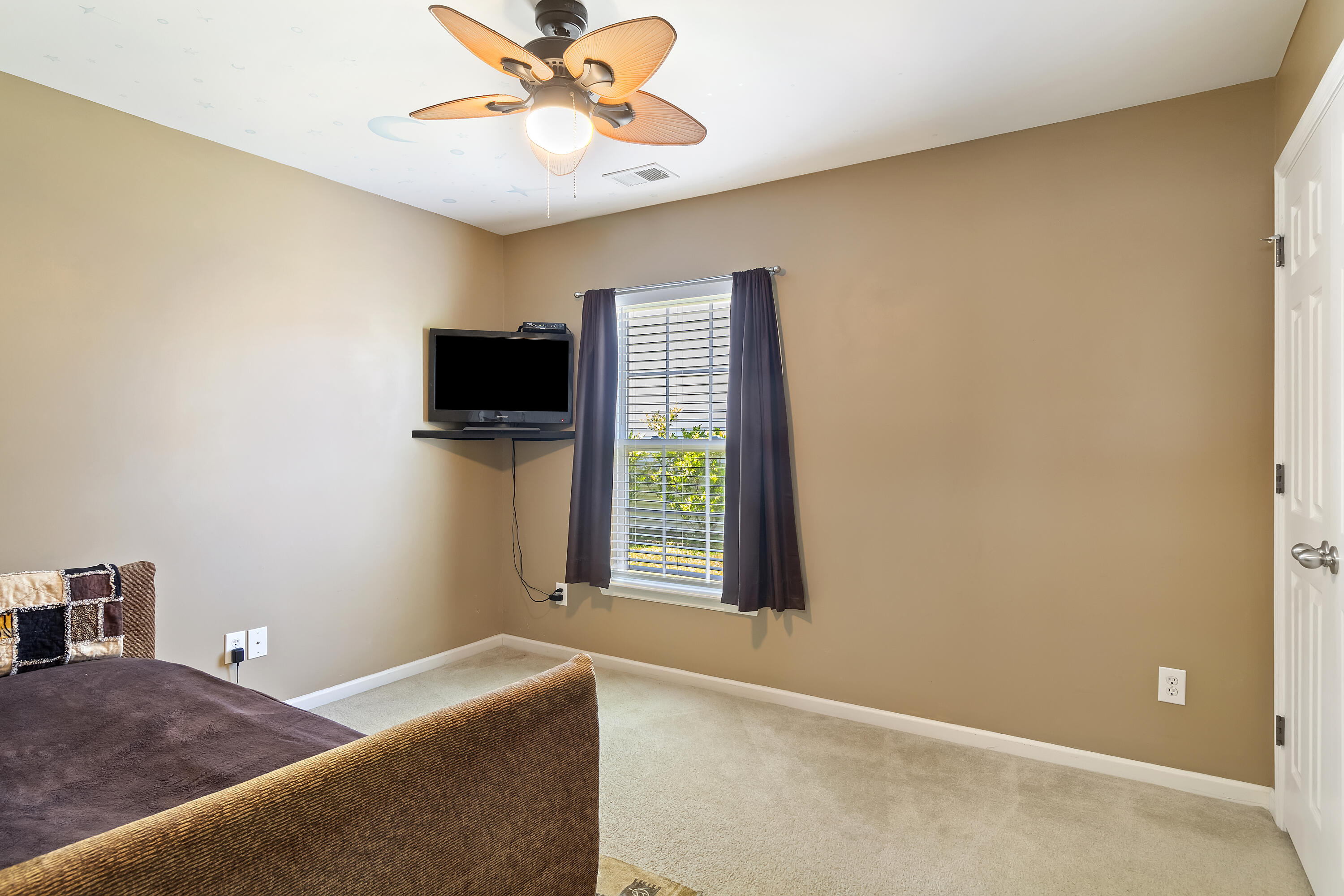 1110 Flyway Road
