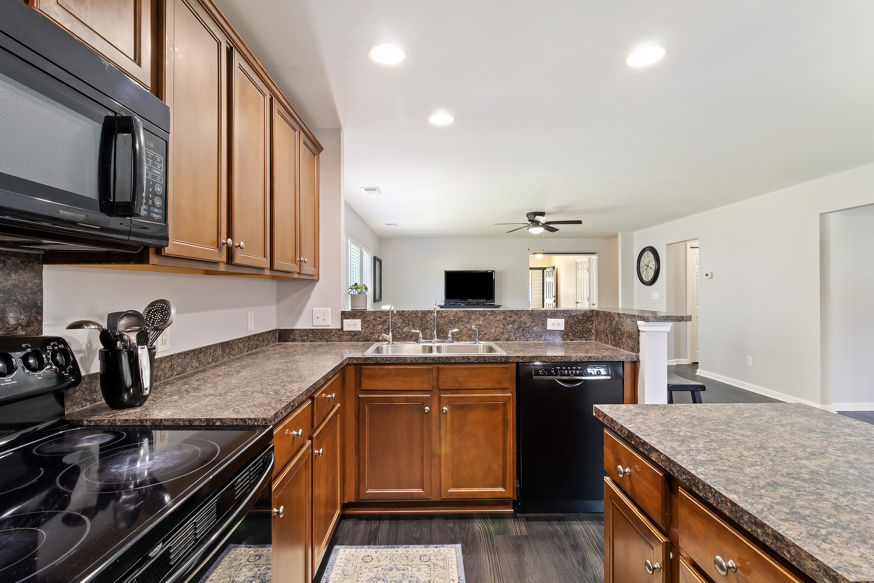 1110 Flyway Road