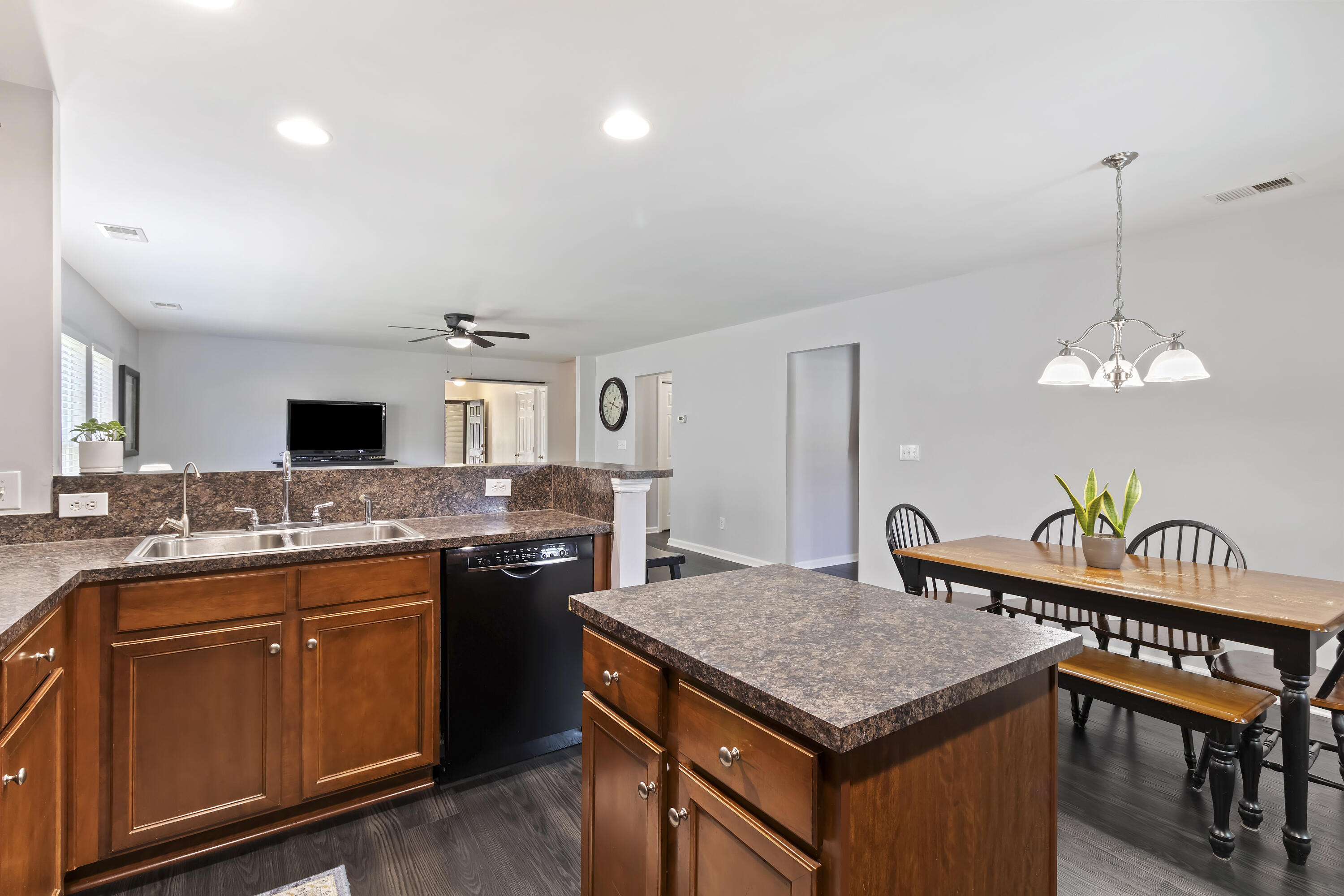 1110 Flyway Road